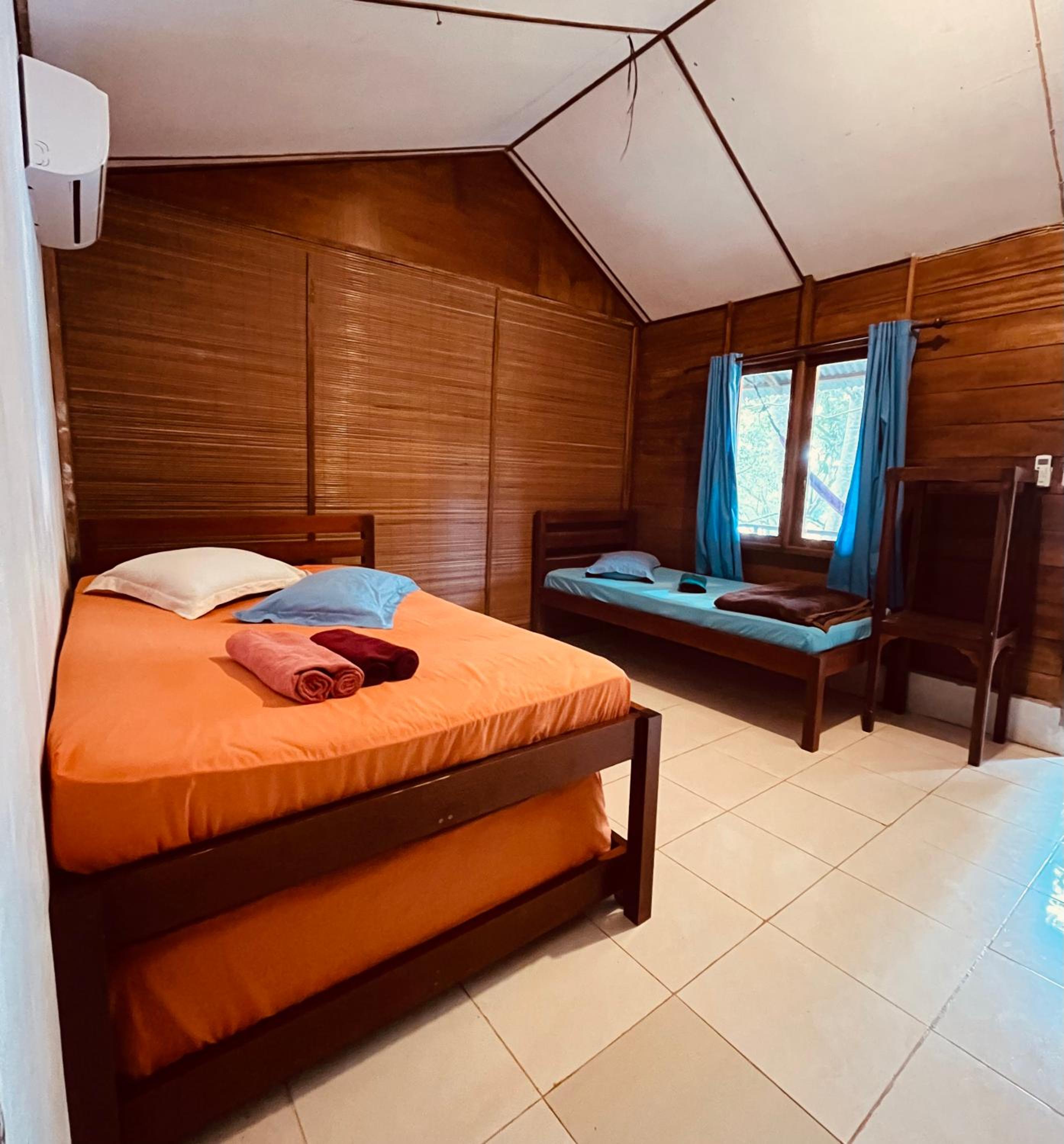 Triple Room with Garden View