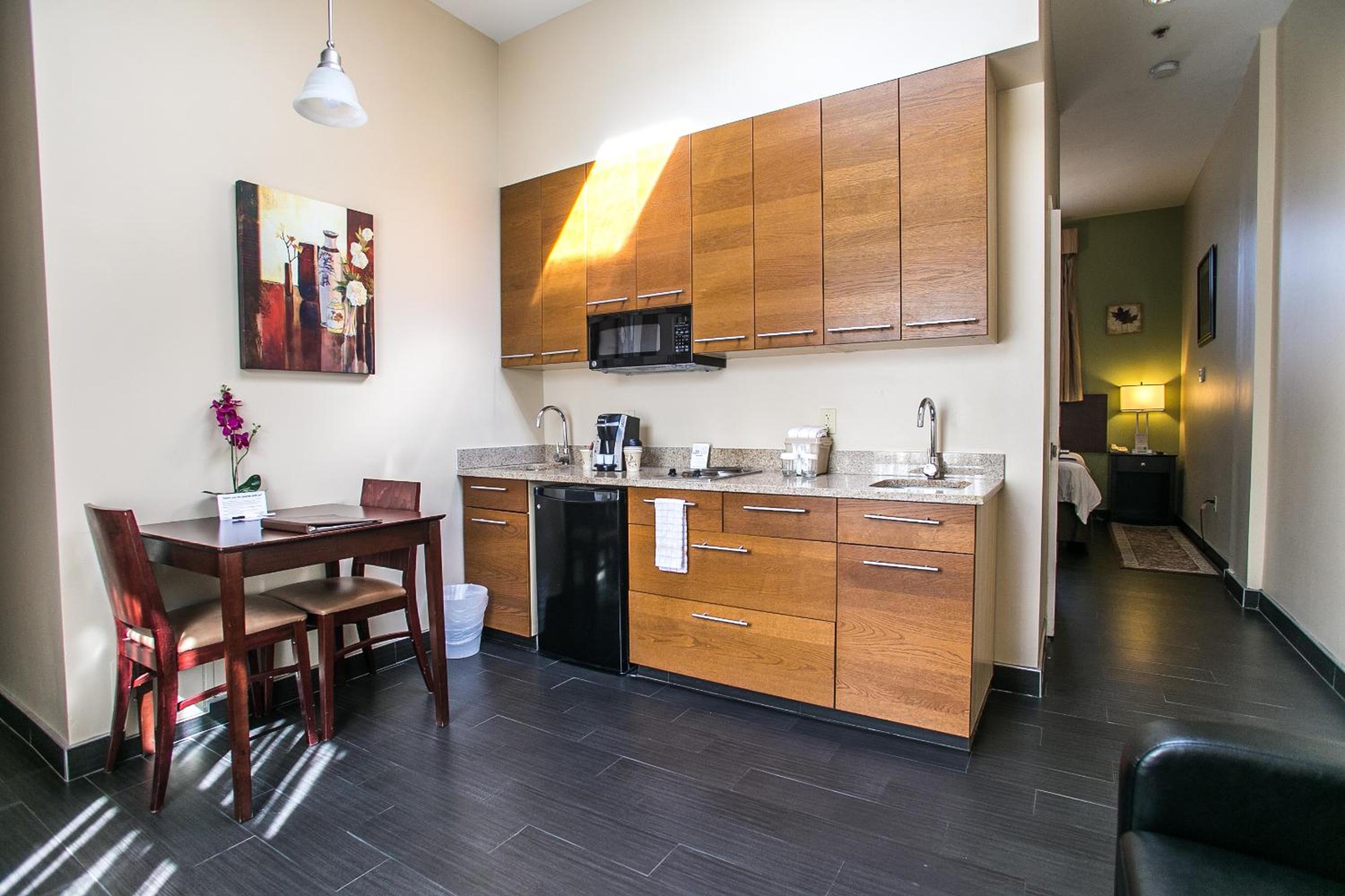 Quadruple Room - Photo 2