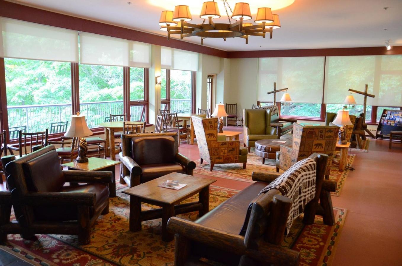 Double Room with Two Double Beds (Overlook Lodge) - Photo 2