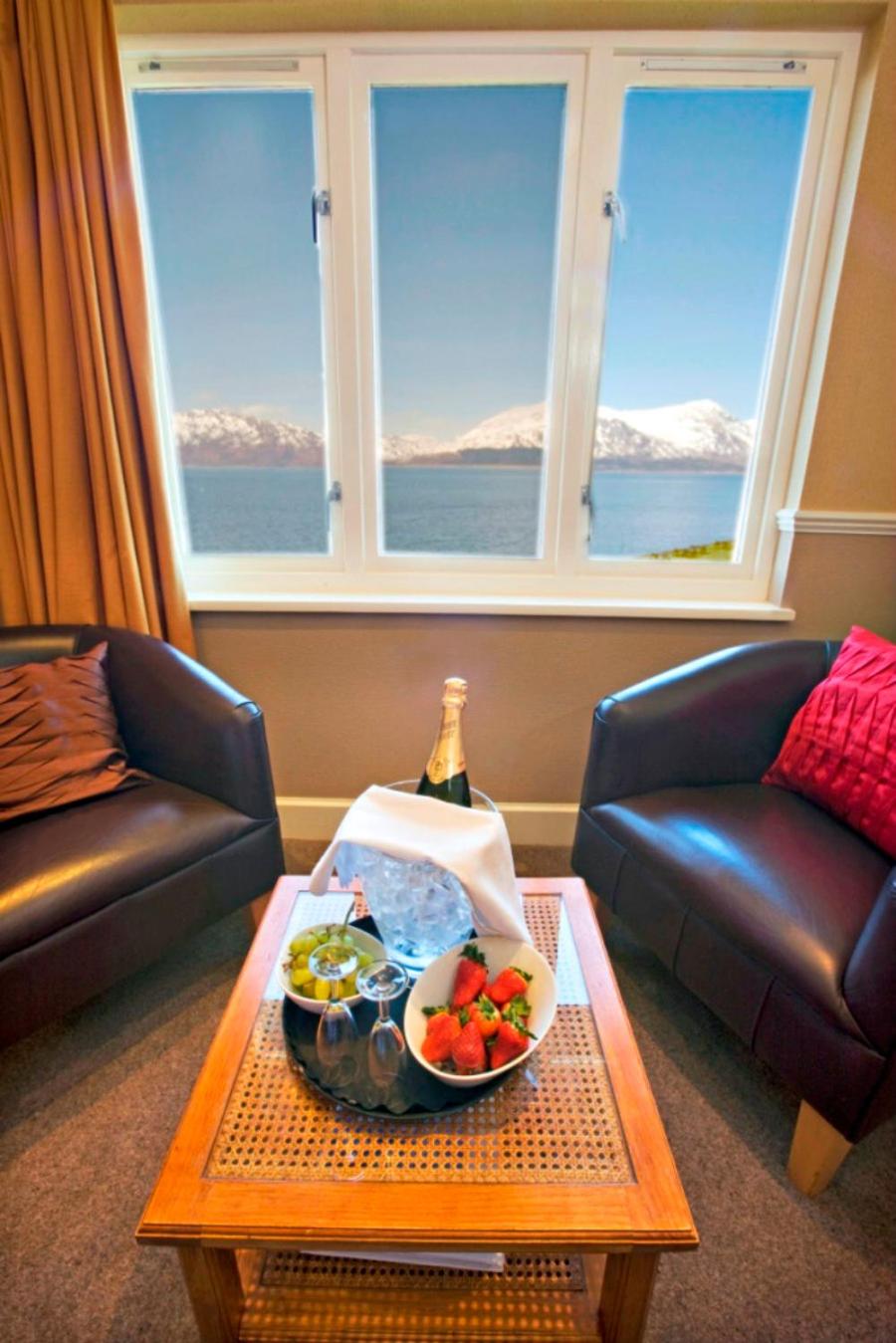 Deluxe Sea View Room - Photo 3