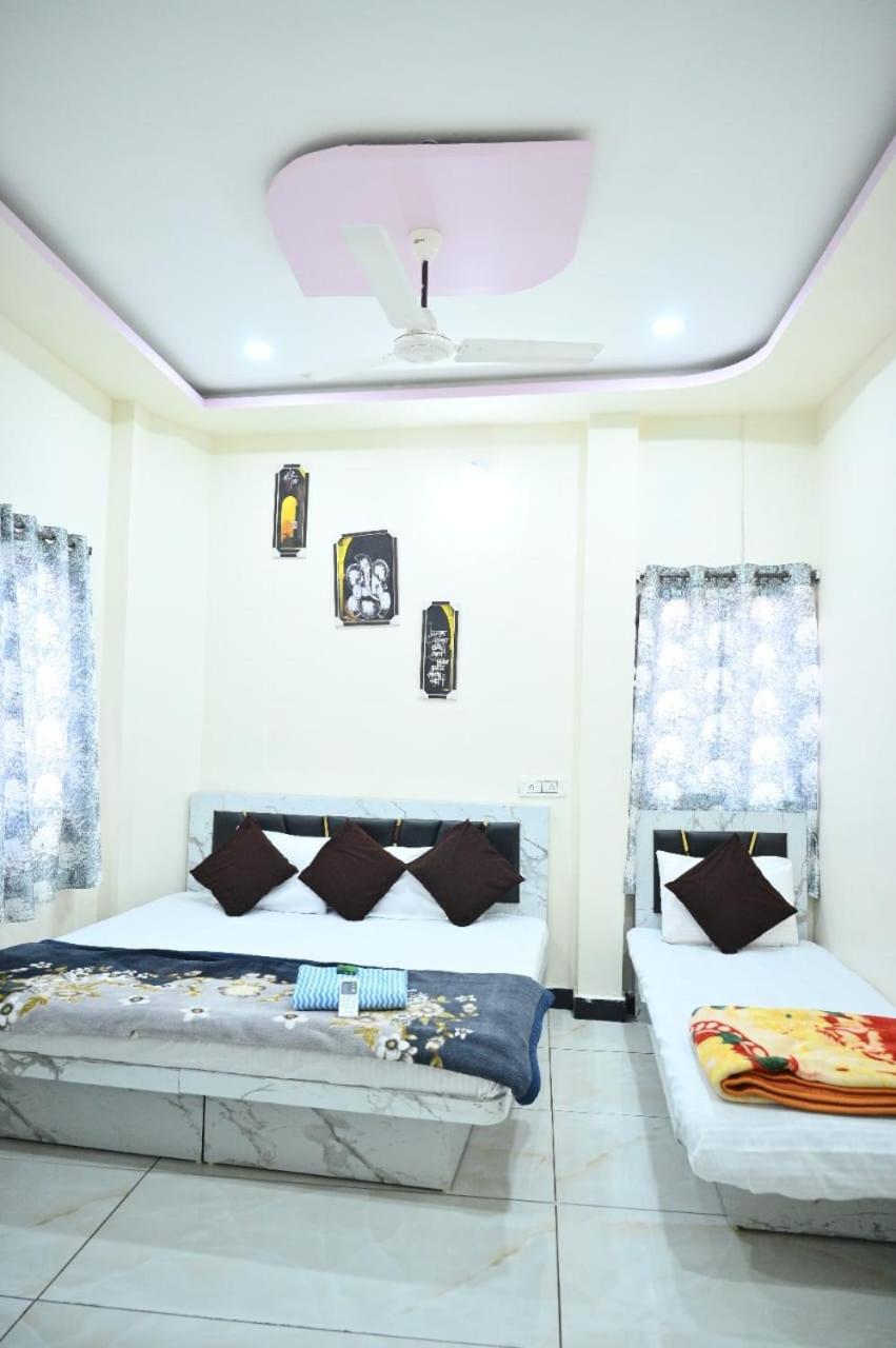 Deluxe Family Room photo 1