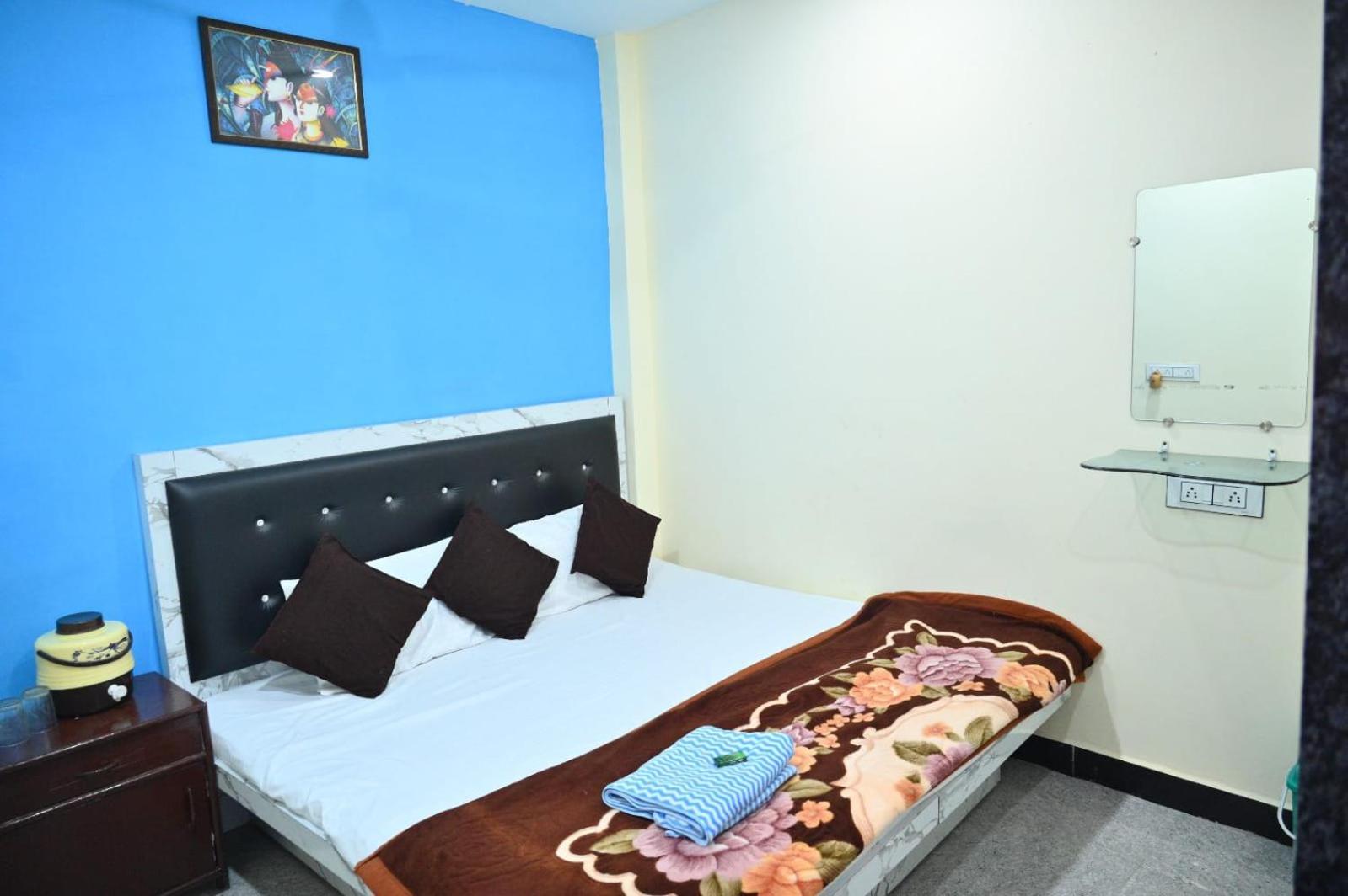 Deluxe Double Room photo 2