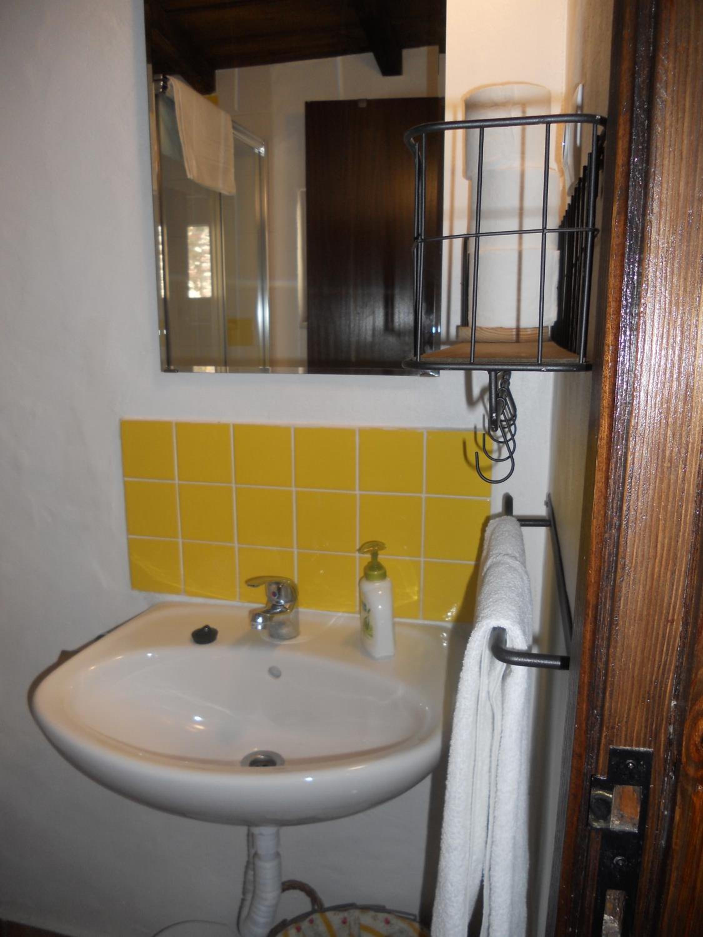 One-Bedroom House photo 2