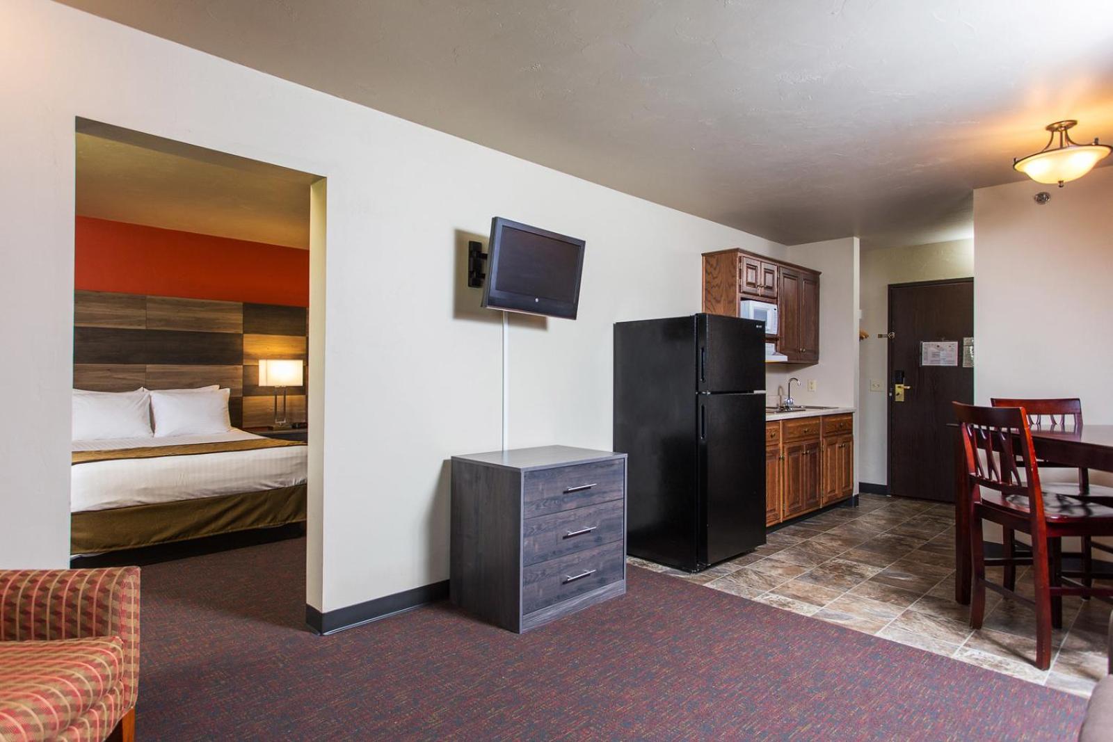 Two-Room Suite - Photo 5
