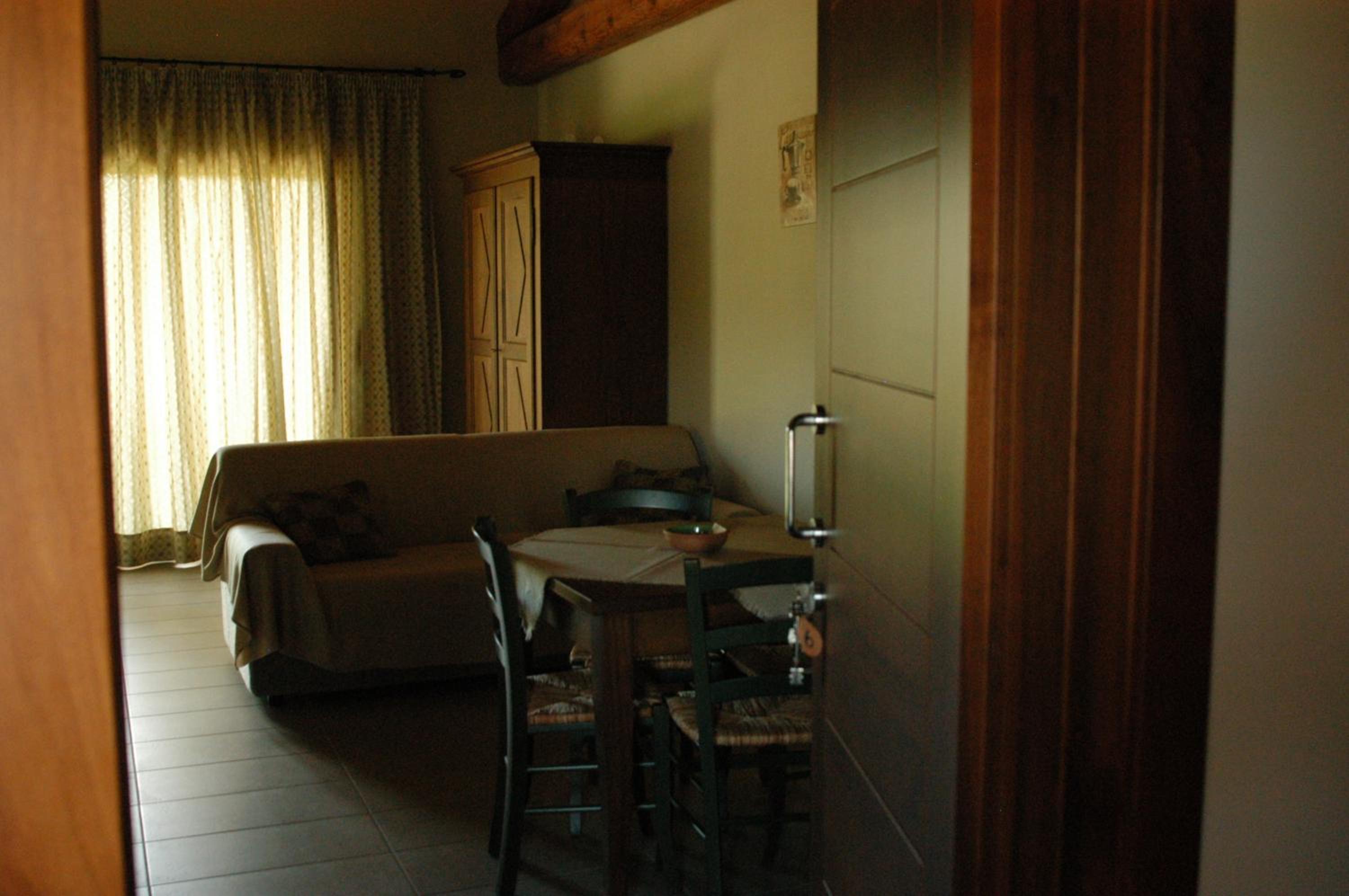 Studio with Balcony (2 Adults) photo 1