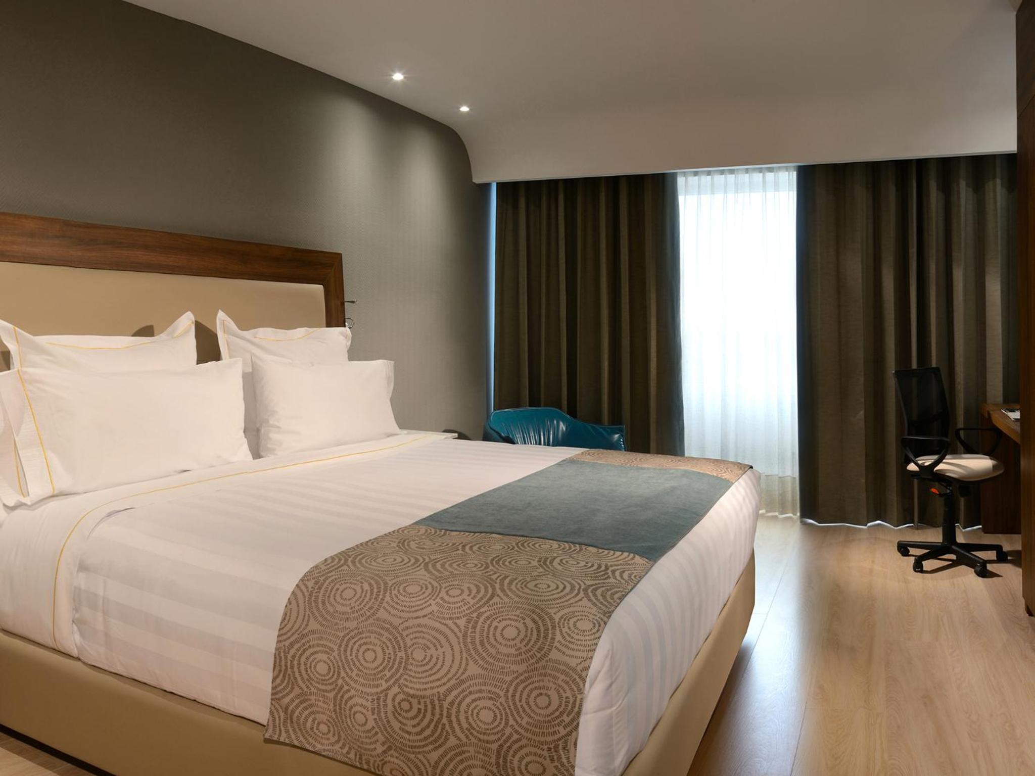 Deluxe King Zimmer