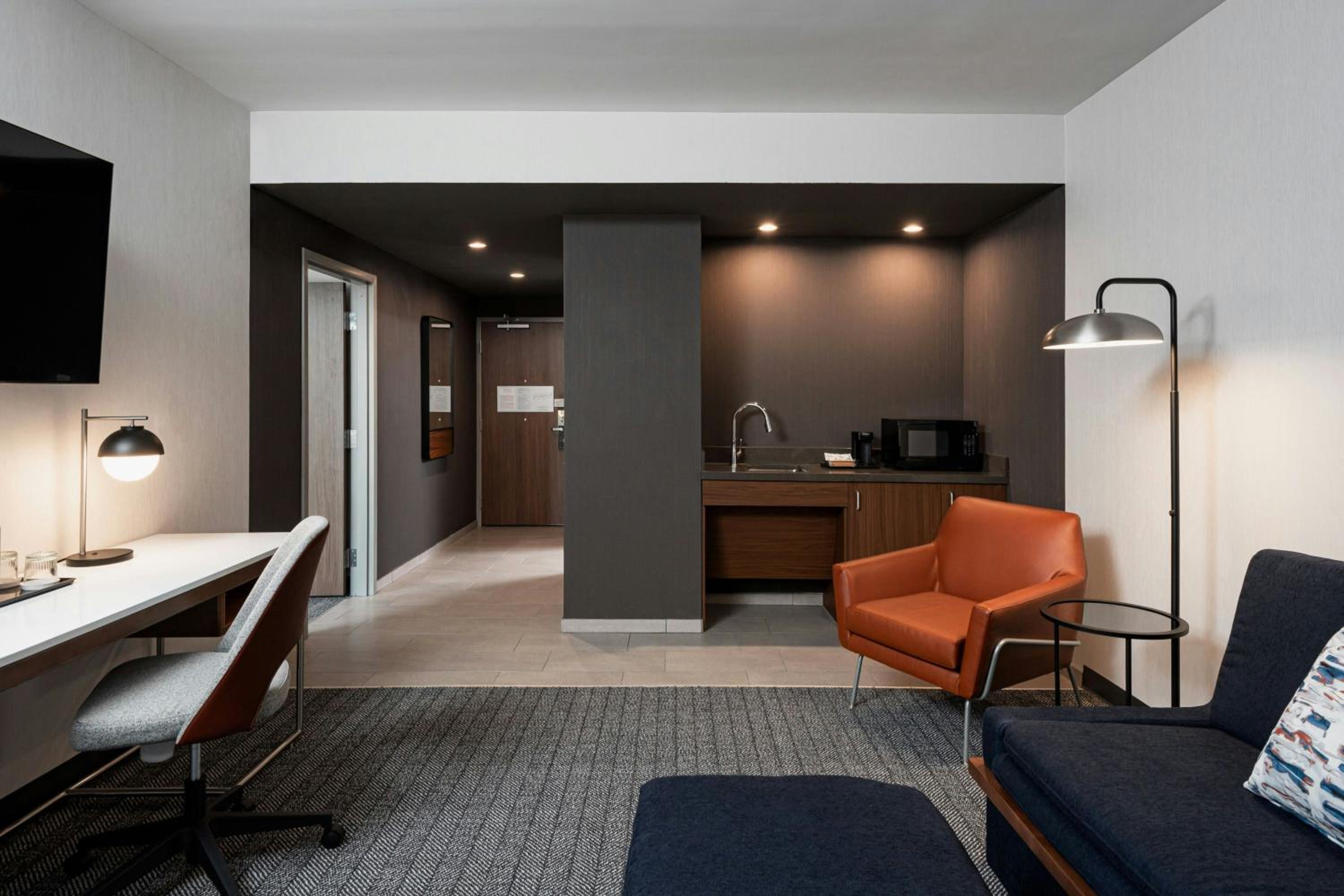 One-Bedroom King Suite with Sofa Bed - Hearing Accessible