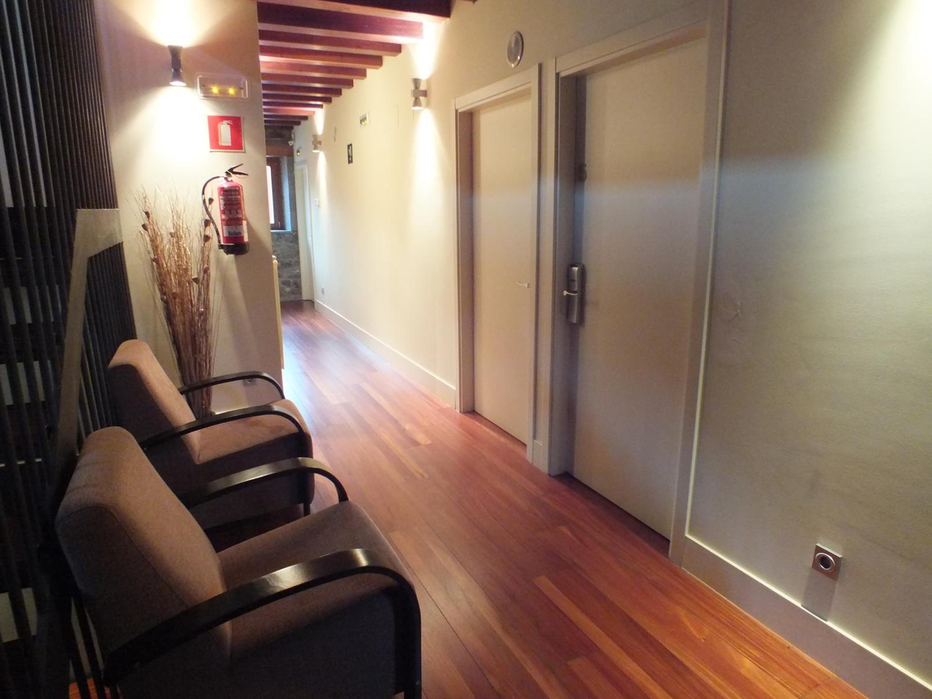 Double Room - Photo 11