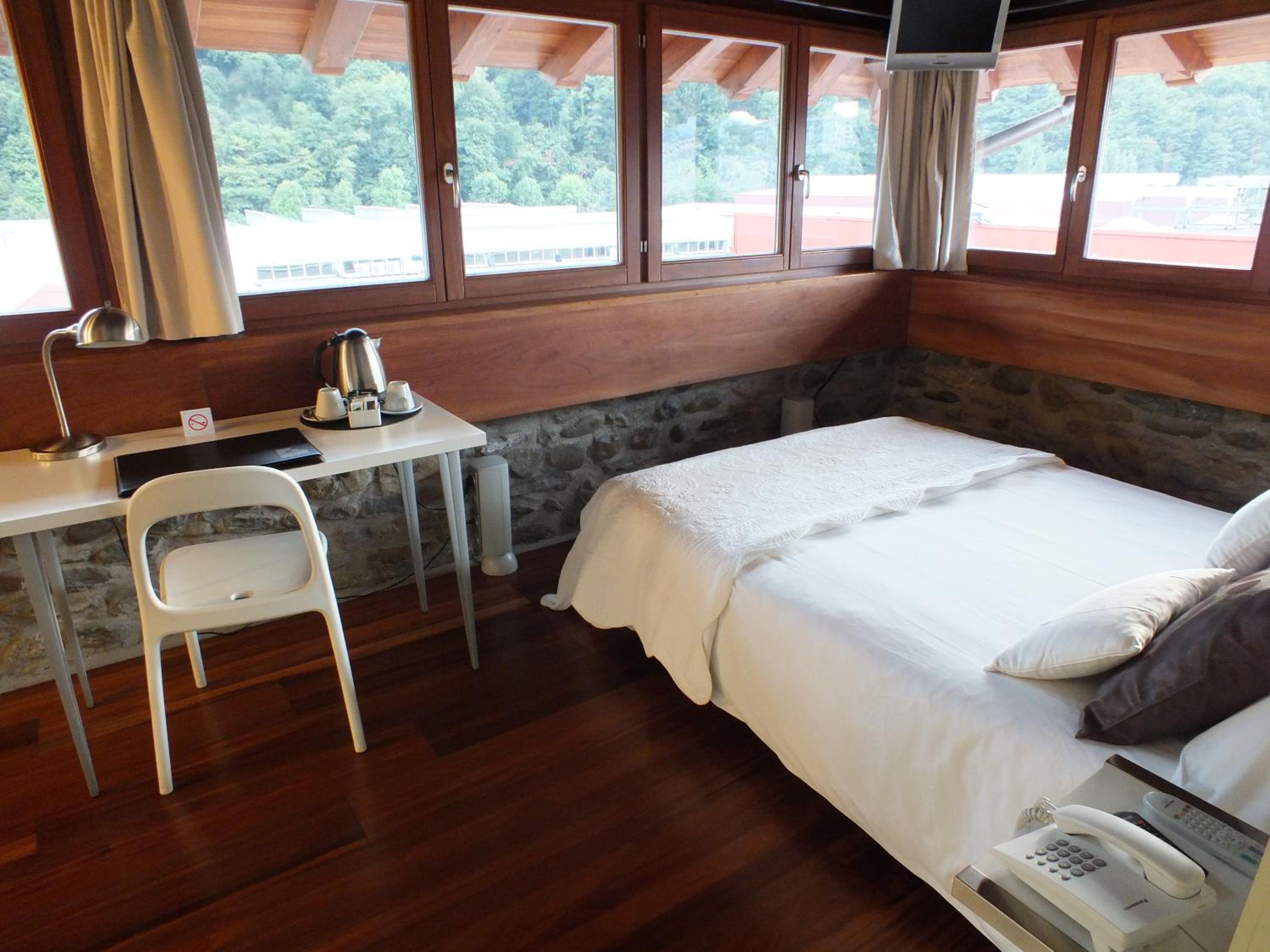 Superior Double or Twin Room - Photo 4