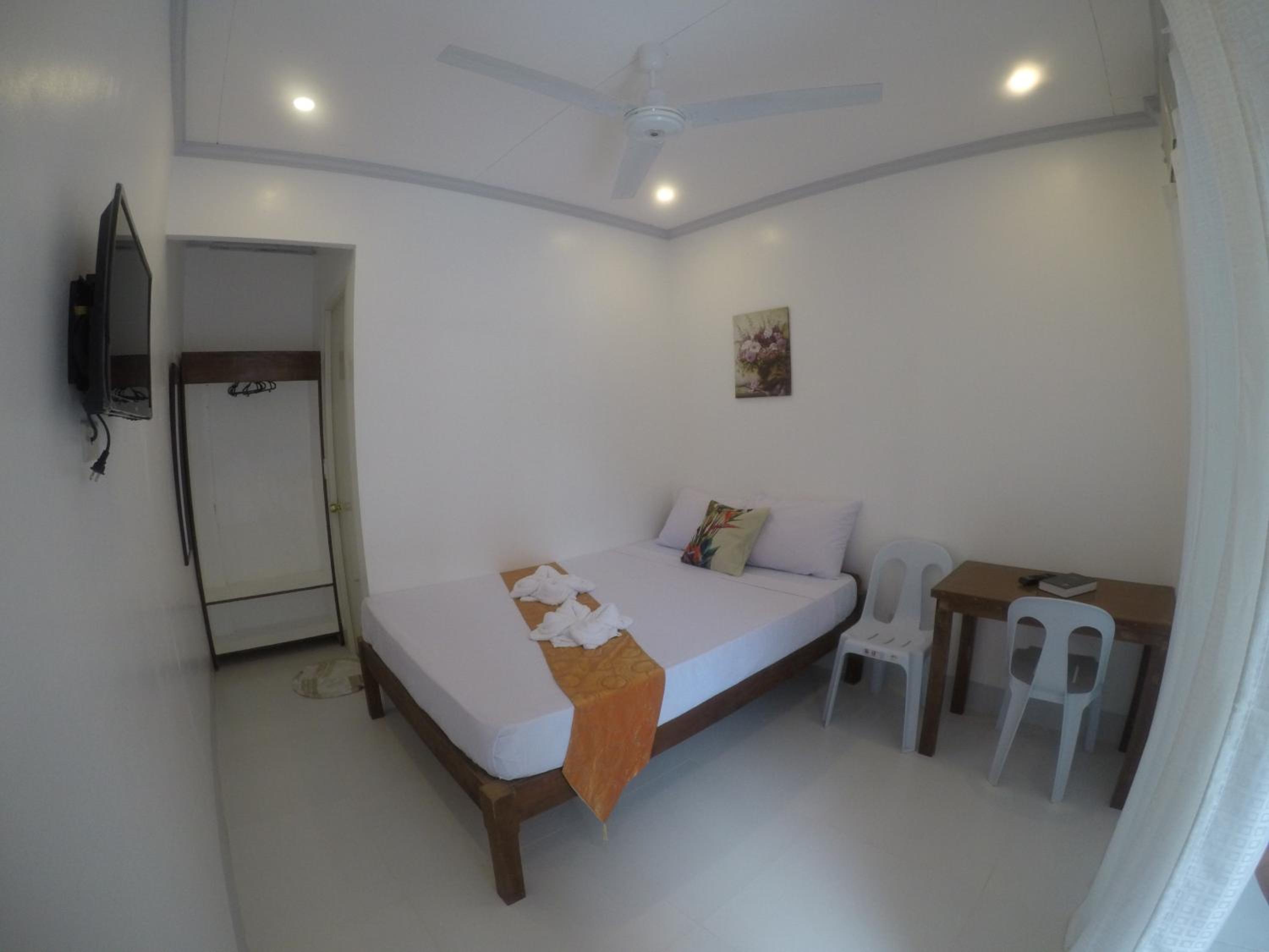 Standard Double Room photo 1