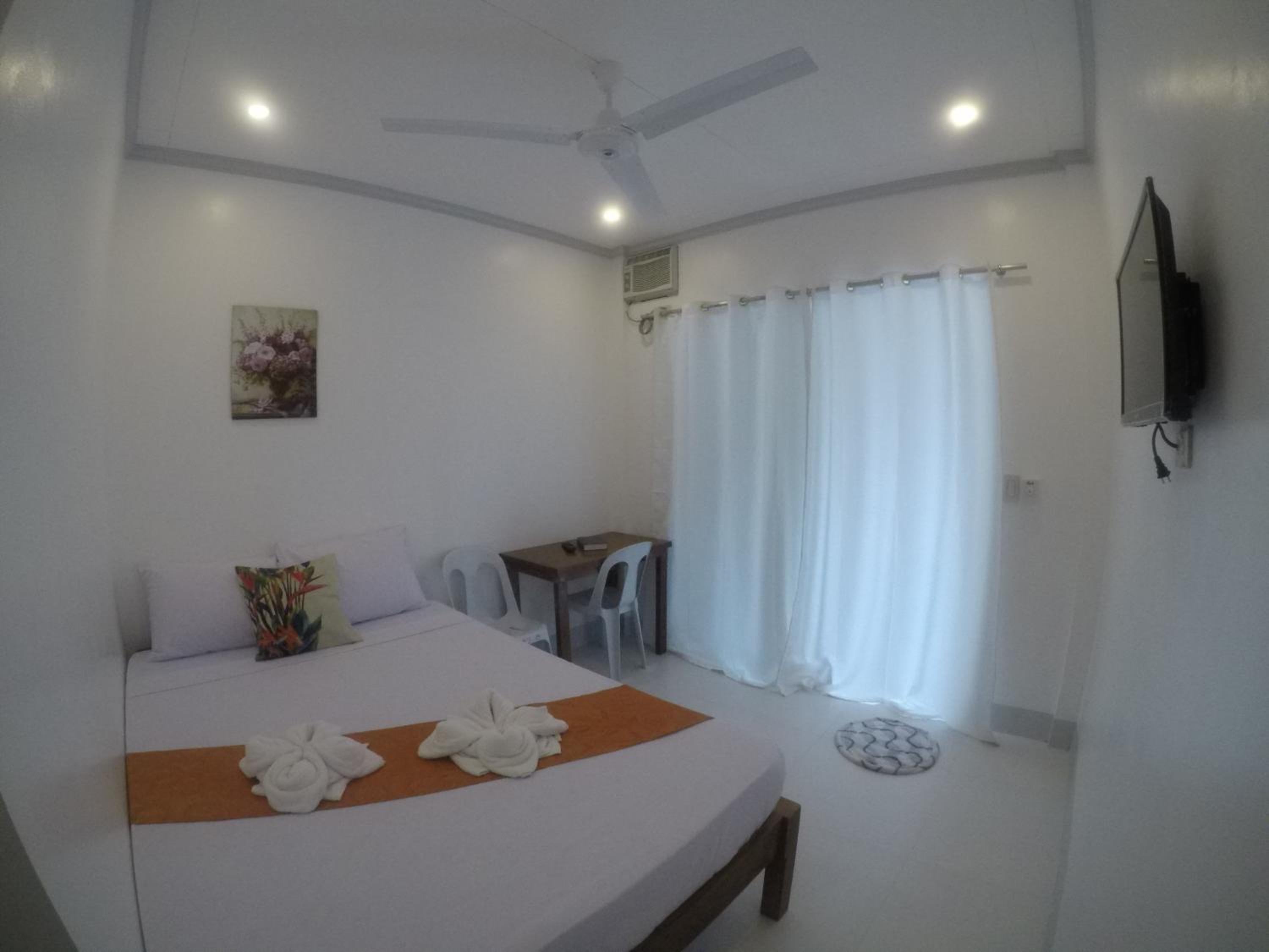 Standard Double Room photo 3