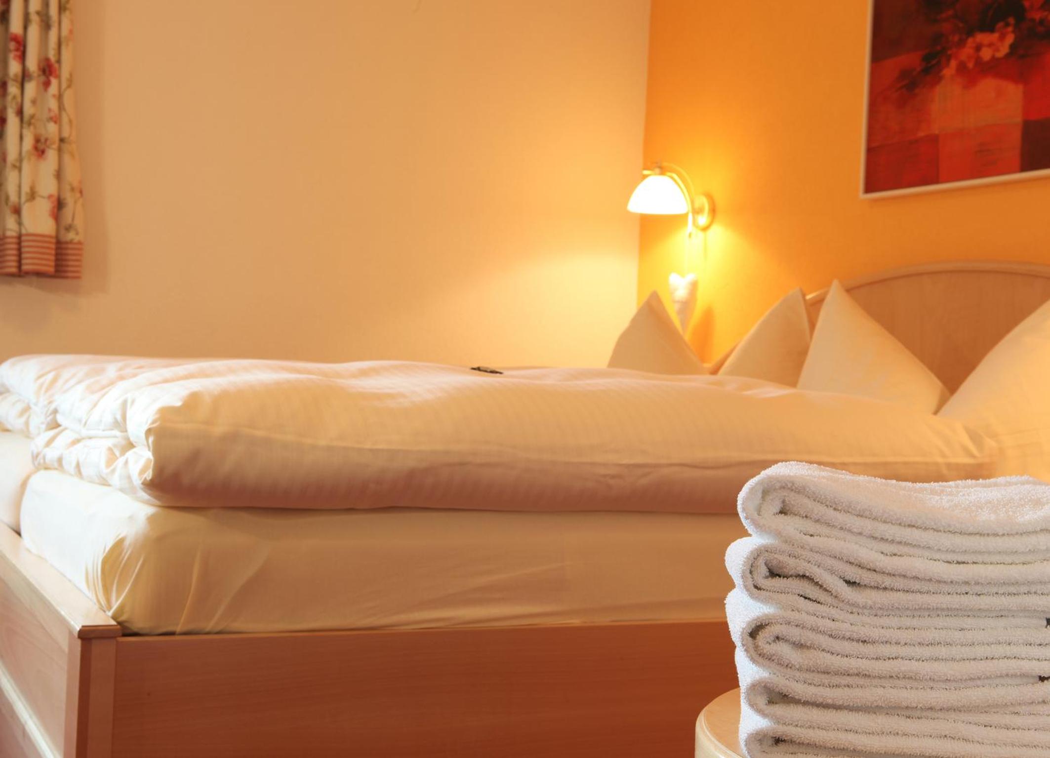 Standard Double Room - Photo 5