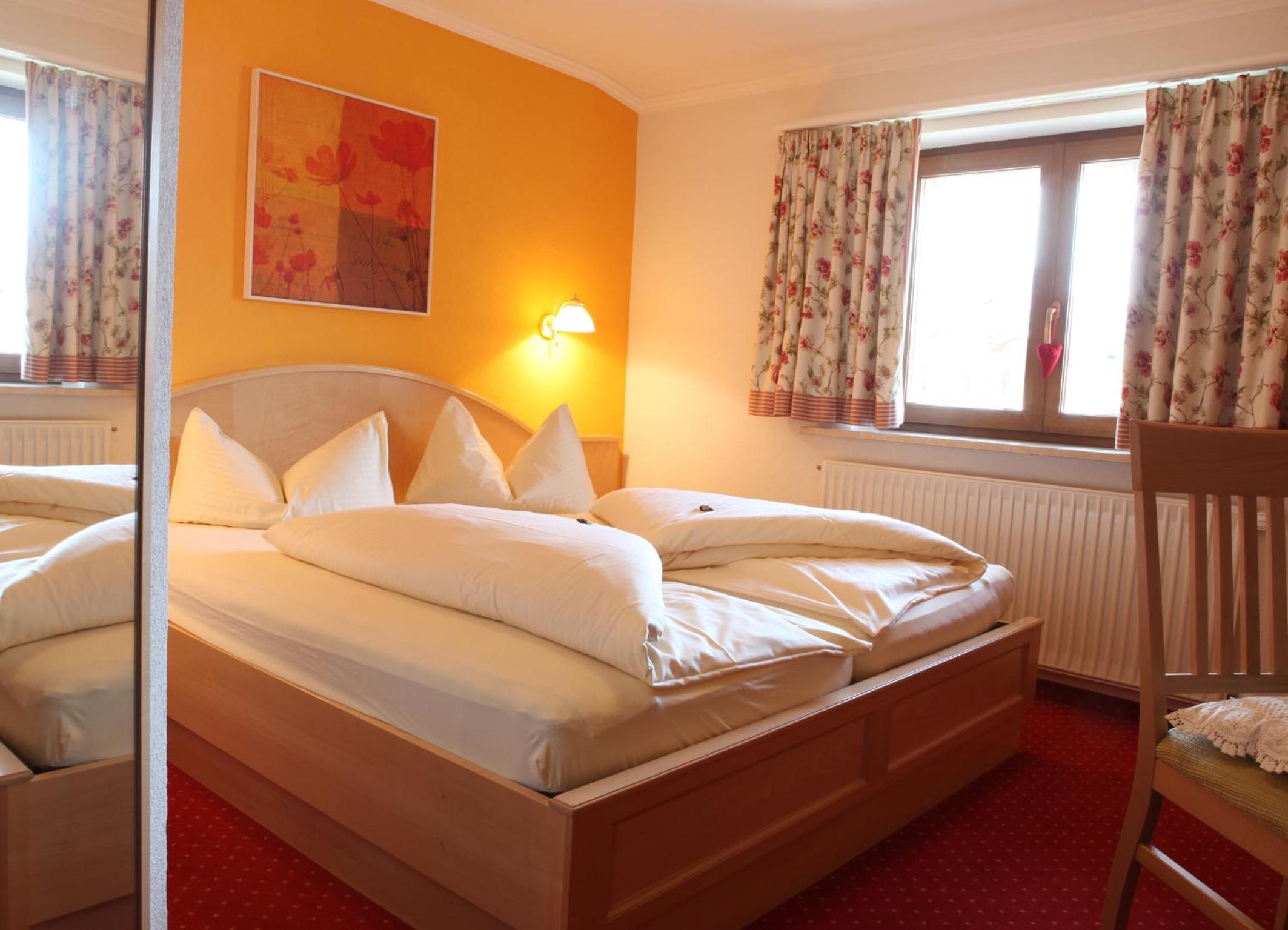 Standard Double Room - Photo 1