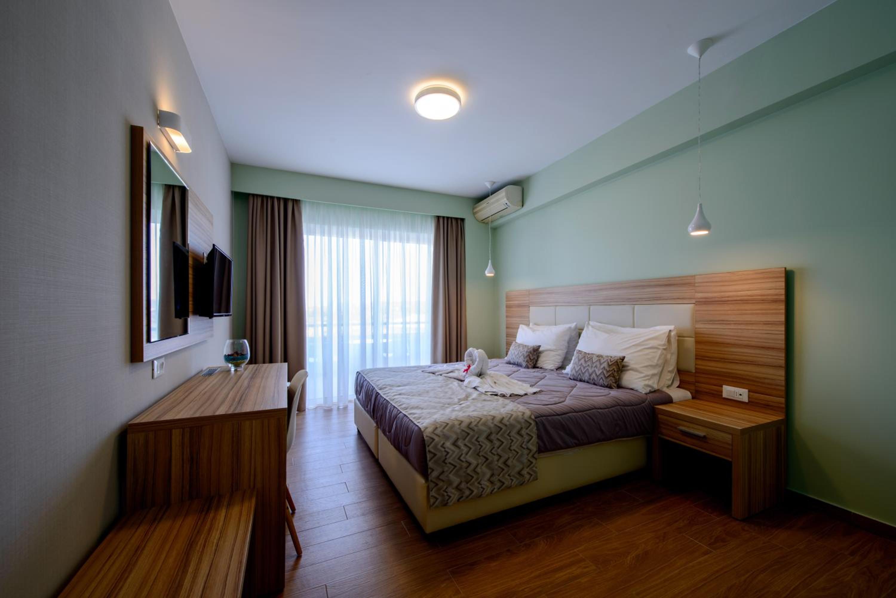 Superior Twin Room with Garden View