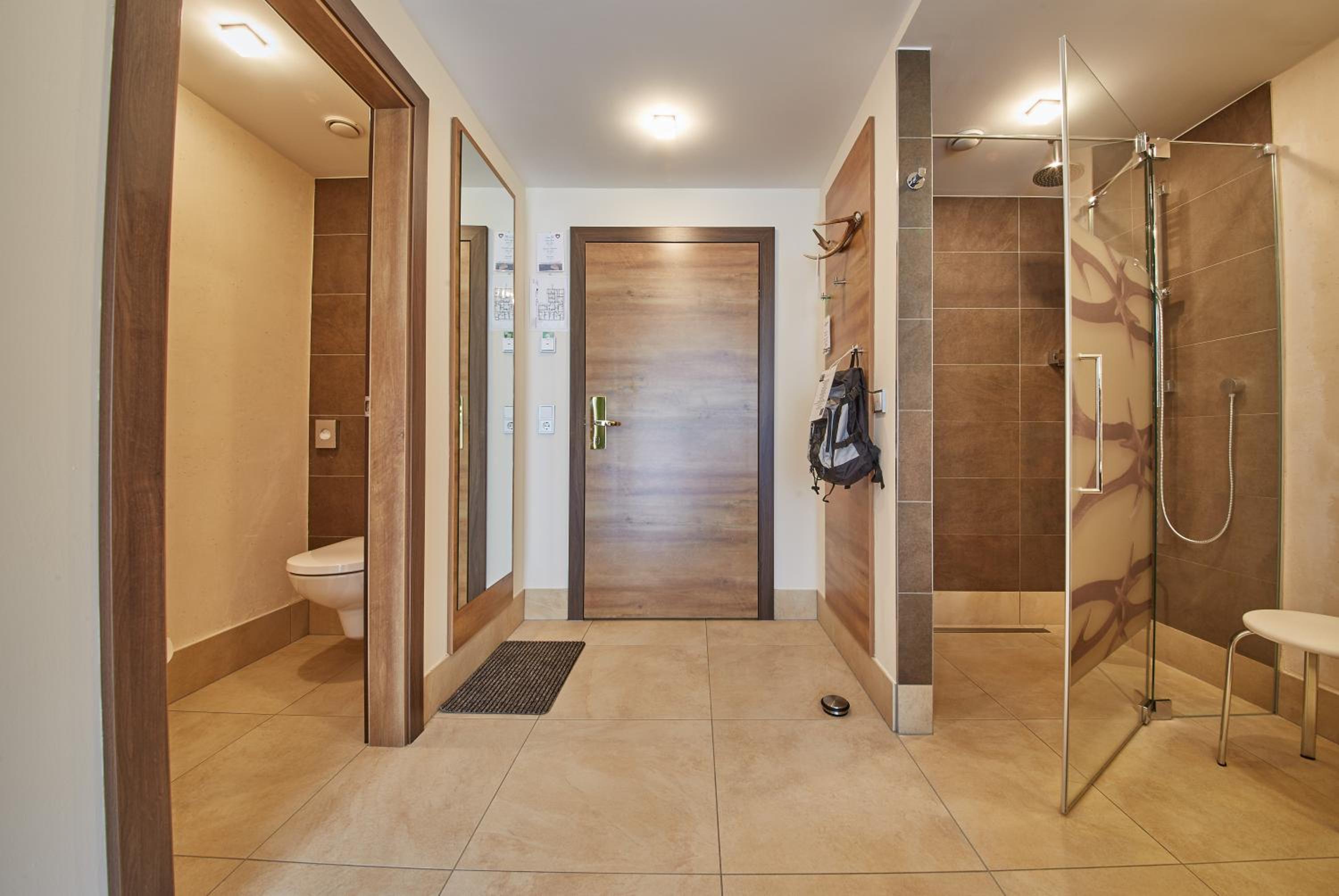 Standard Double or Twin Room - Photo 2