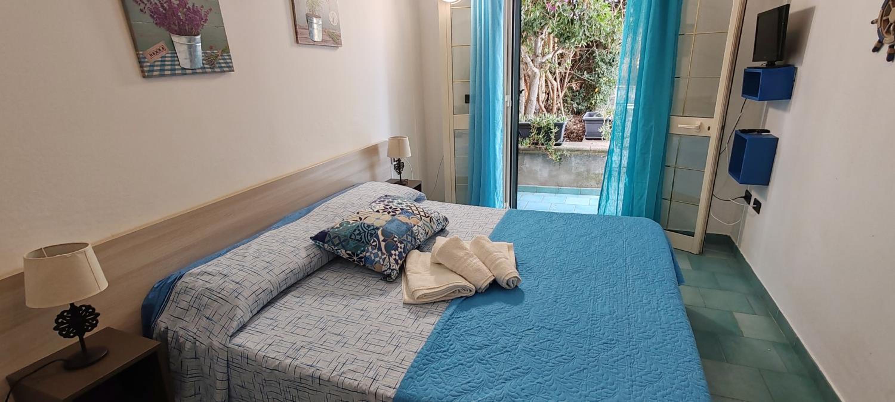 King Room with Garden View