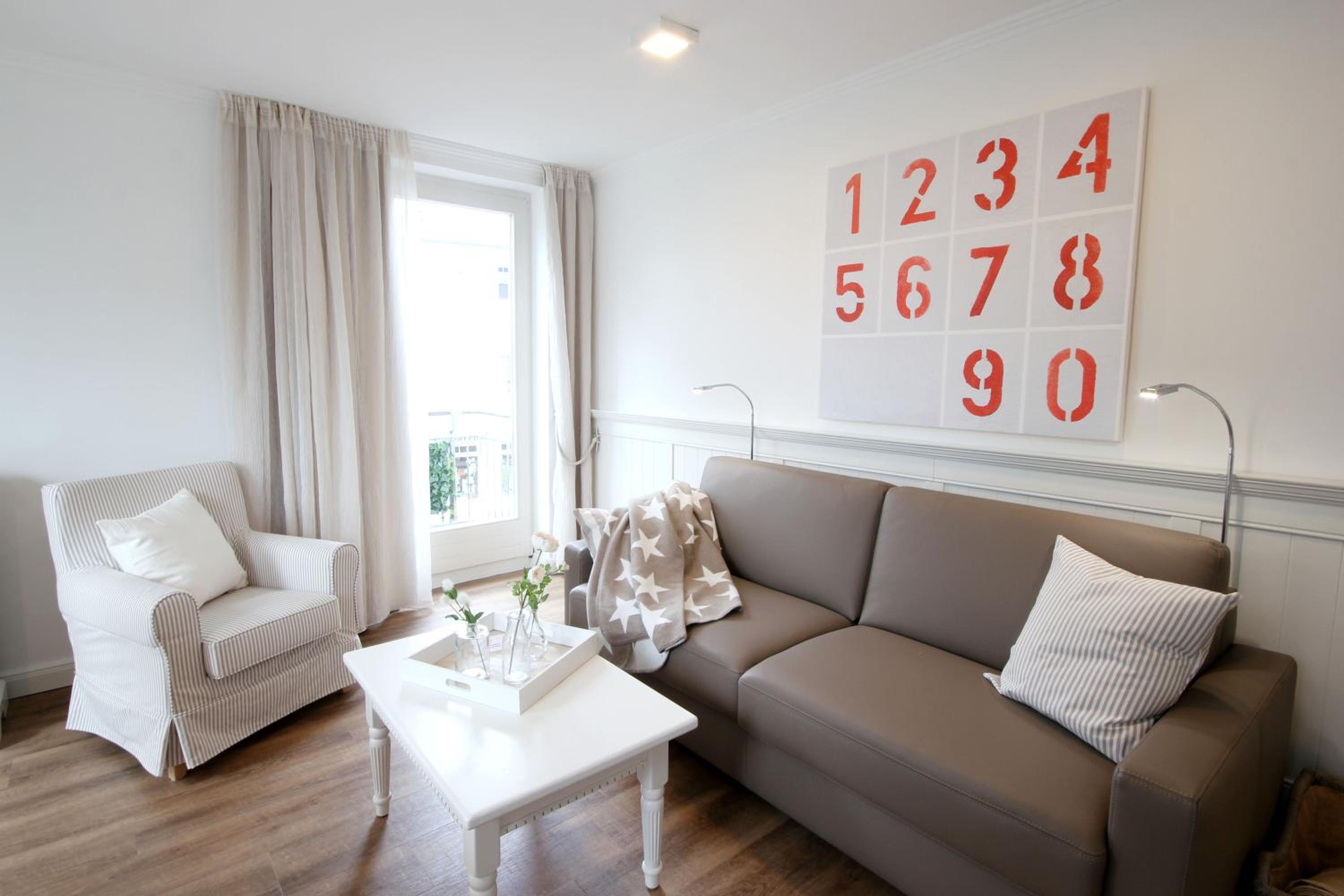 Apartment photo 1
