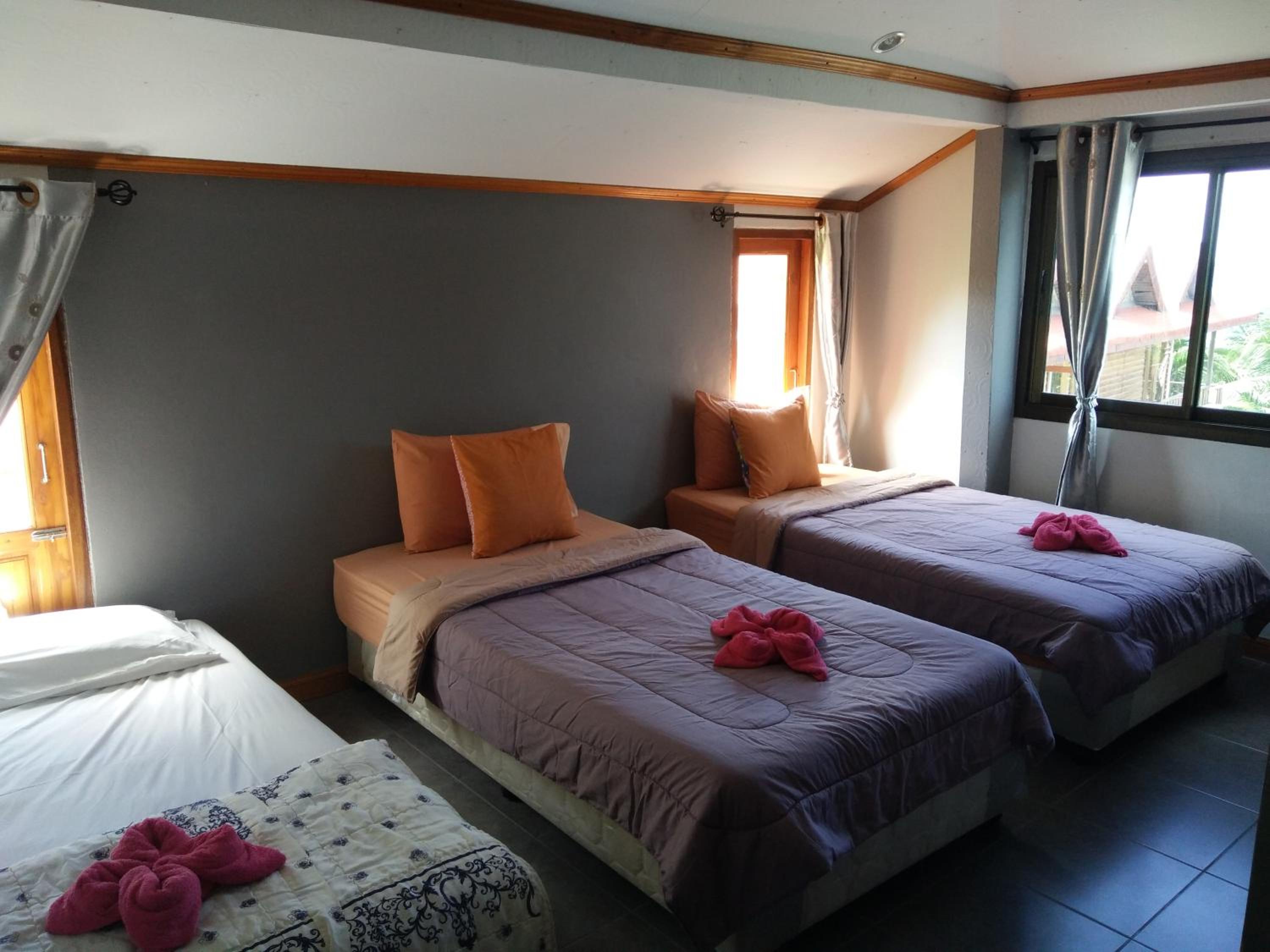 Budget Triple Room photo 3