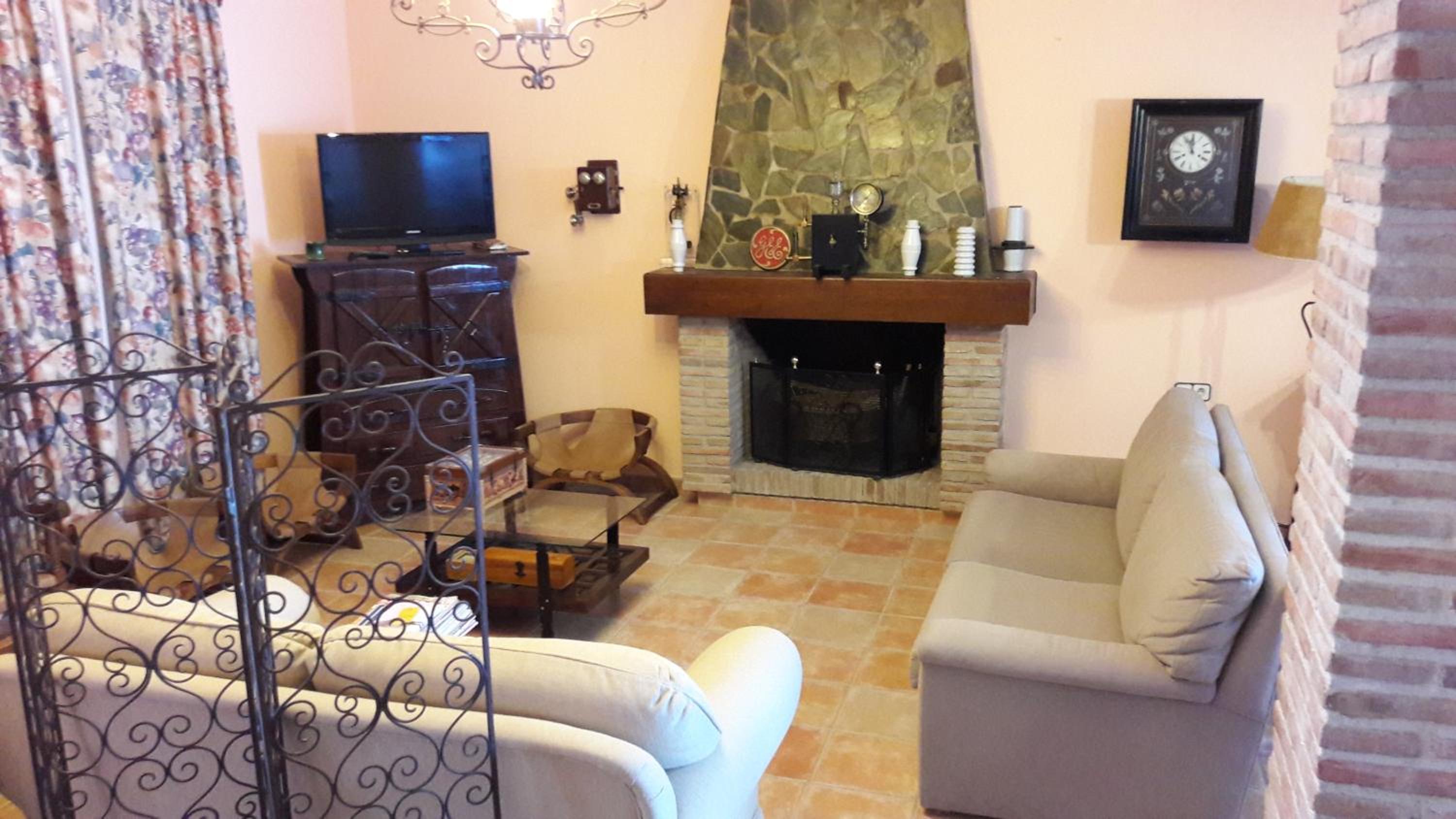 Casa de cuatro habitaciones