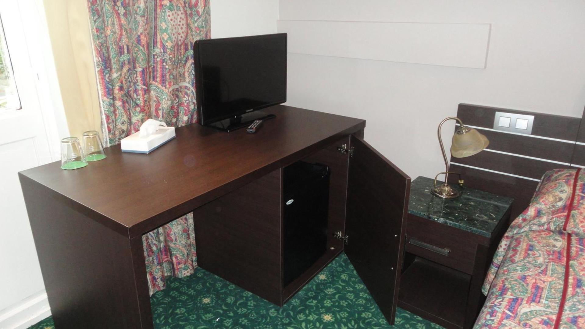 Superior Triple Room - Photo 4