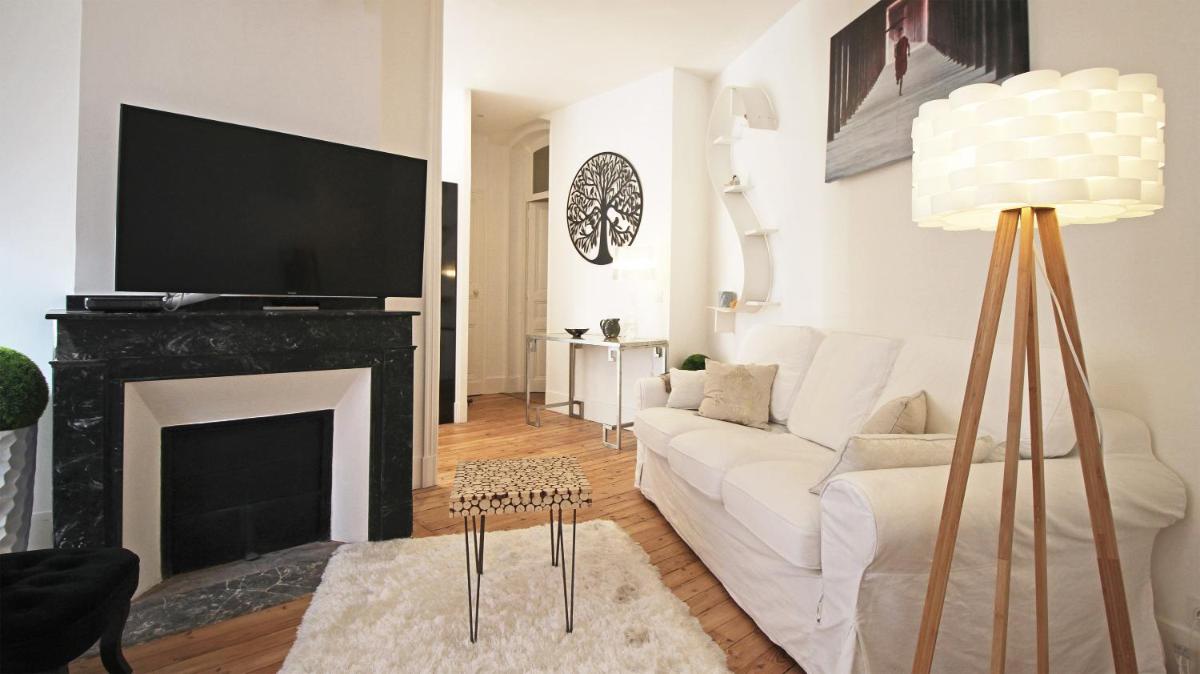 Deluxe Apartment photo 1