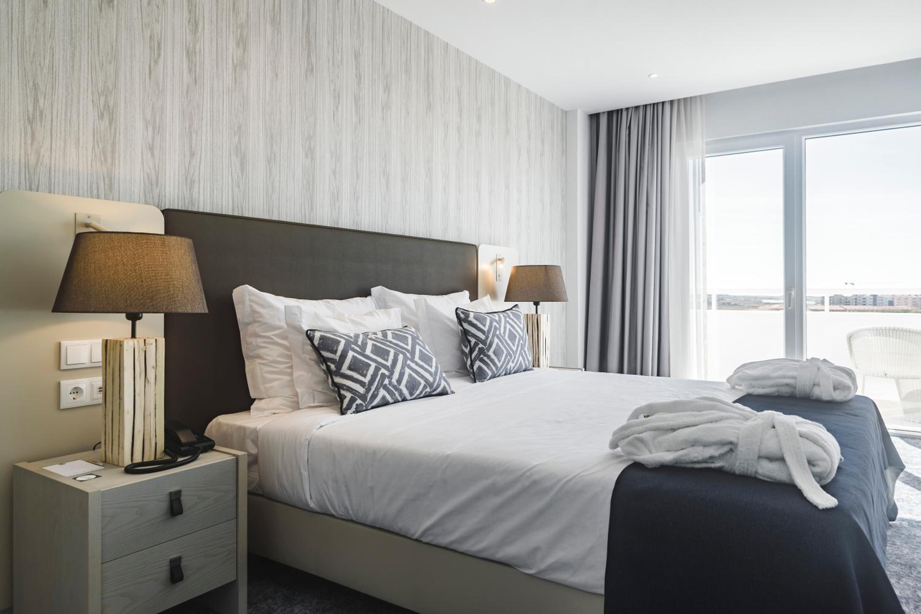 Standard Suite - Photo 1