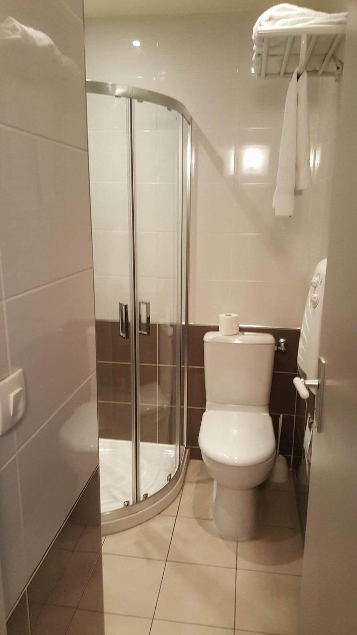 Standard Triple Room - Photo 14