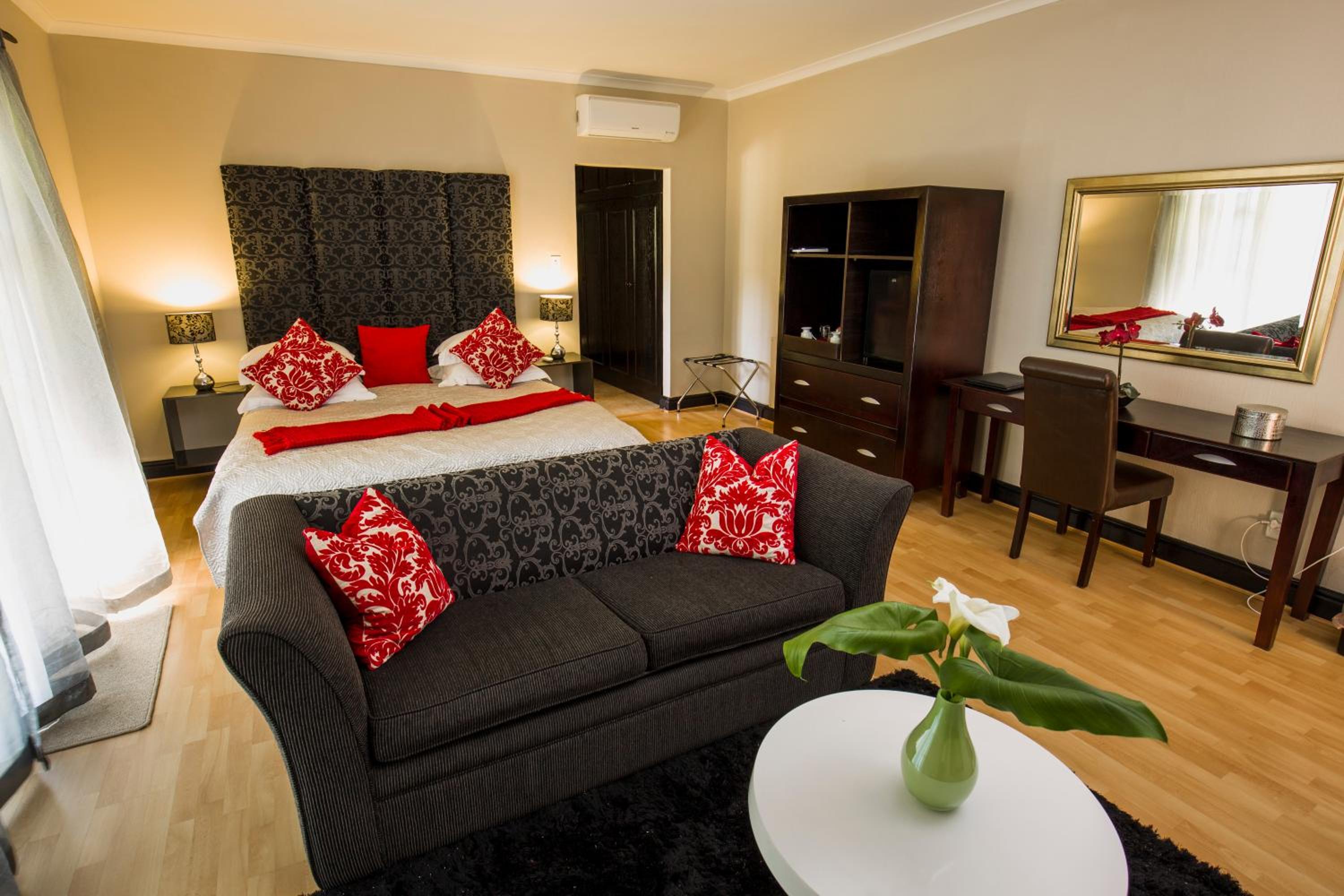 Executive Suite photo 1