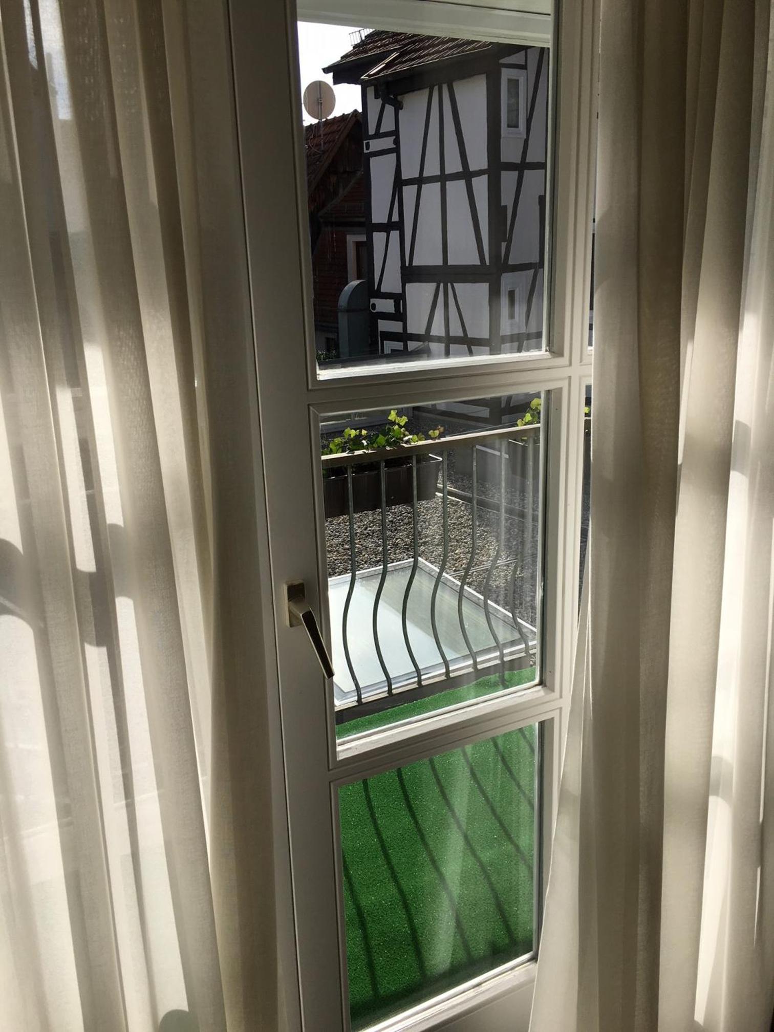 Suite - Photo 12