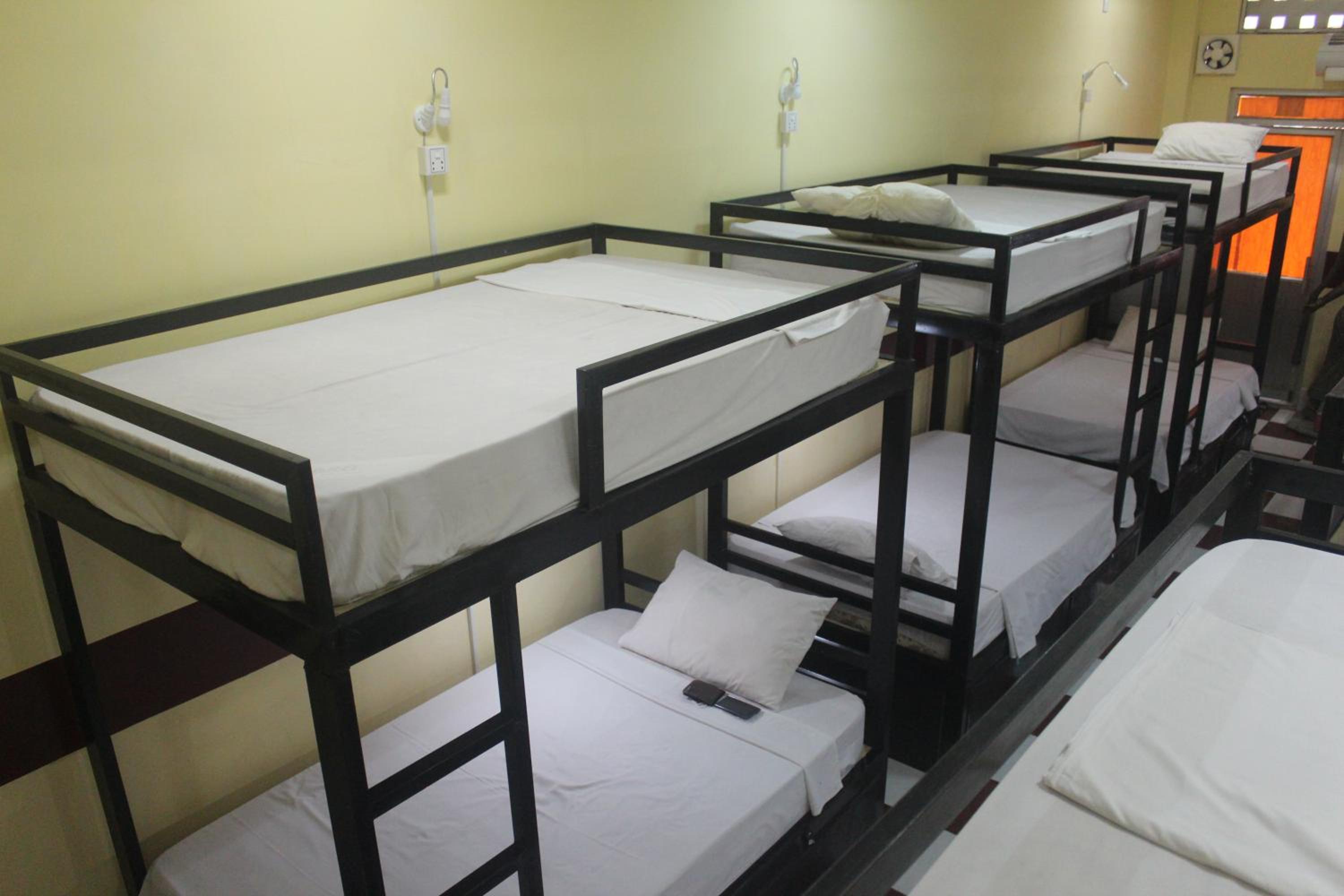 Single Bed in Mixed Dormitory Room photo 1