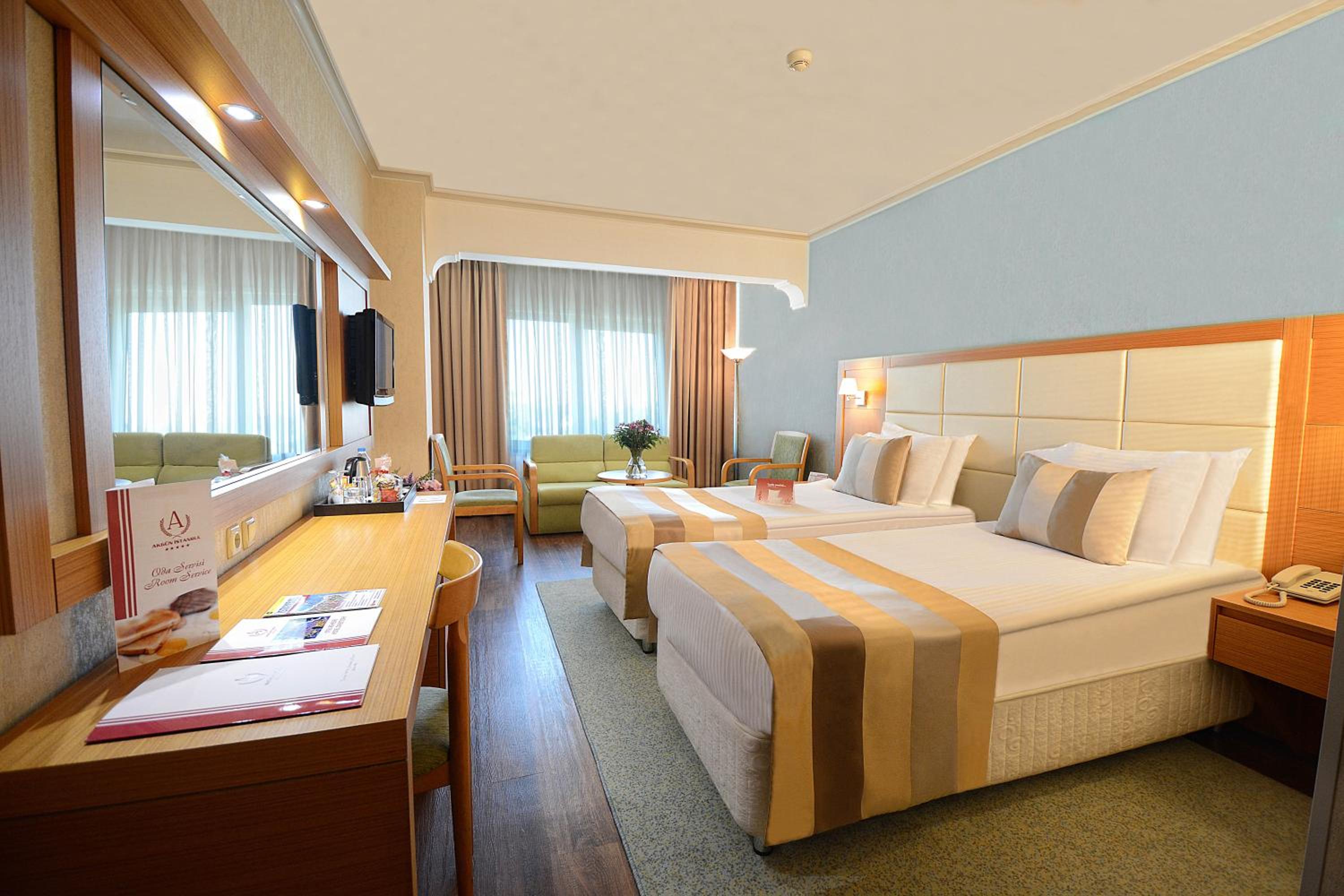 Deluxe Twin Room photo 3