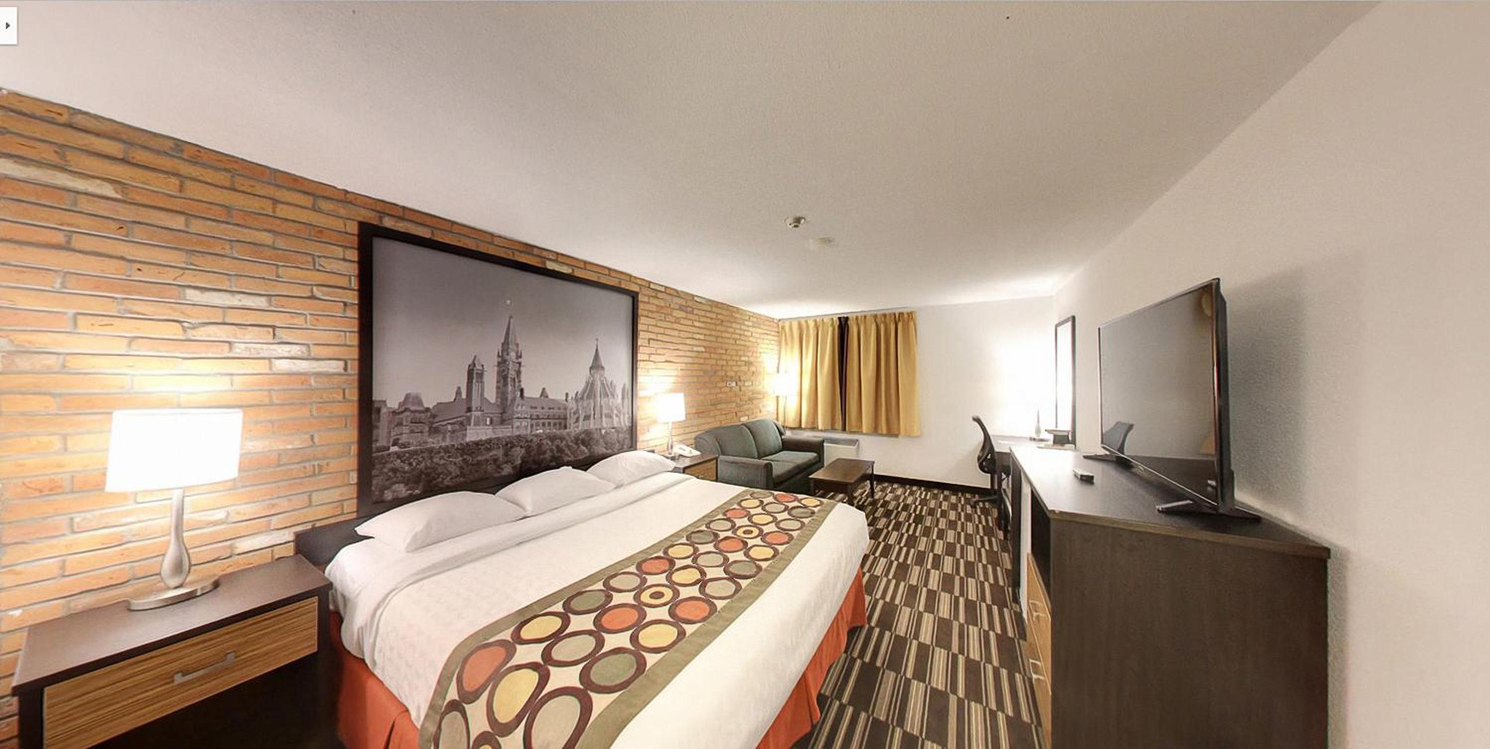 King Room - First Floor - Non-Smoking - Photo 4
