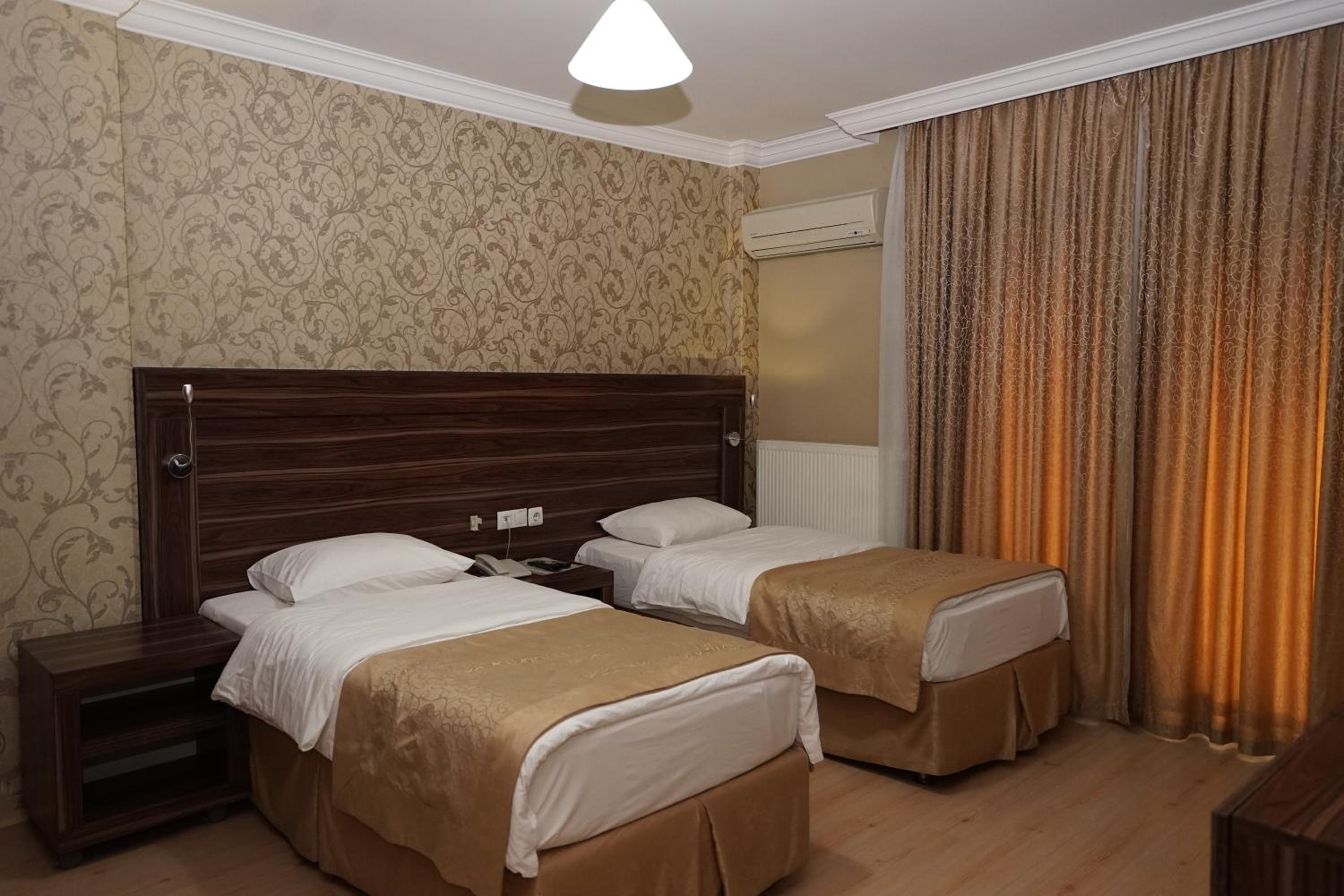 Double or Twin Room photo 1