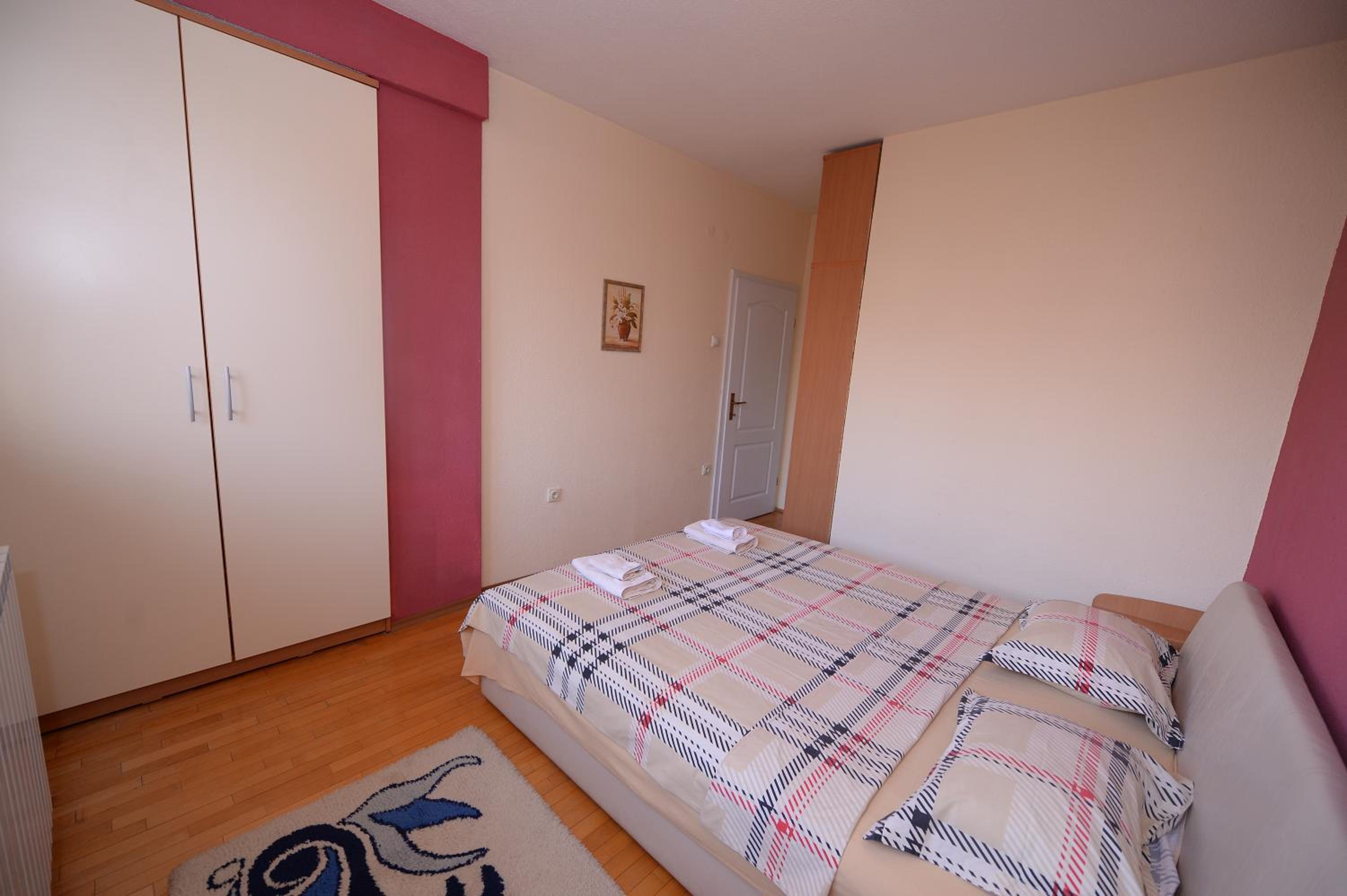 Two-Bedroom Apartment - Photo 4