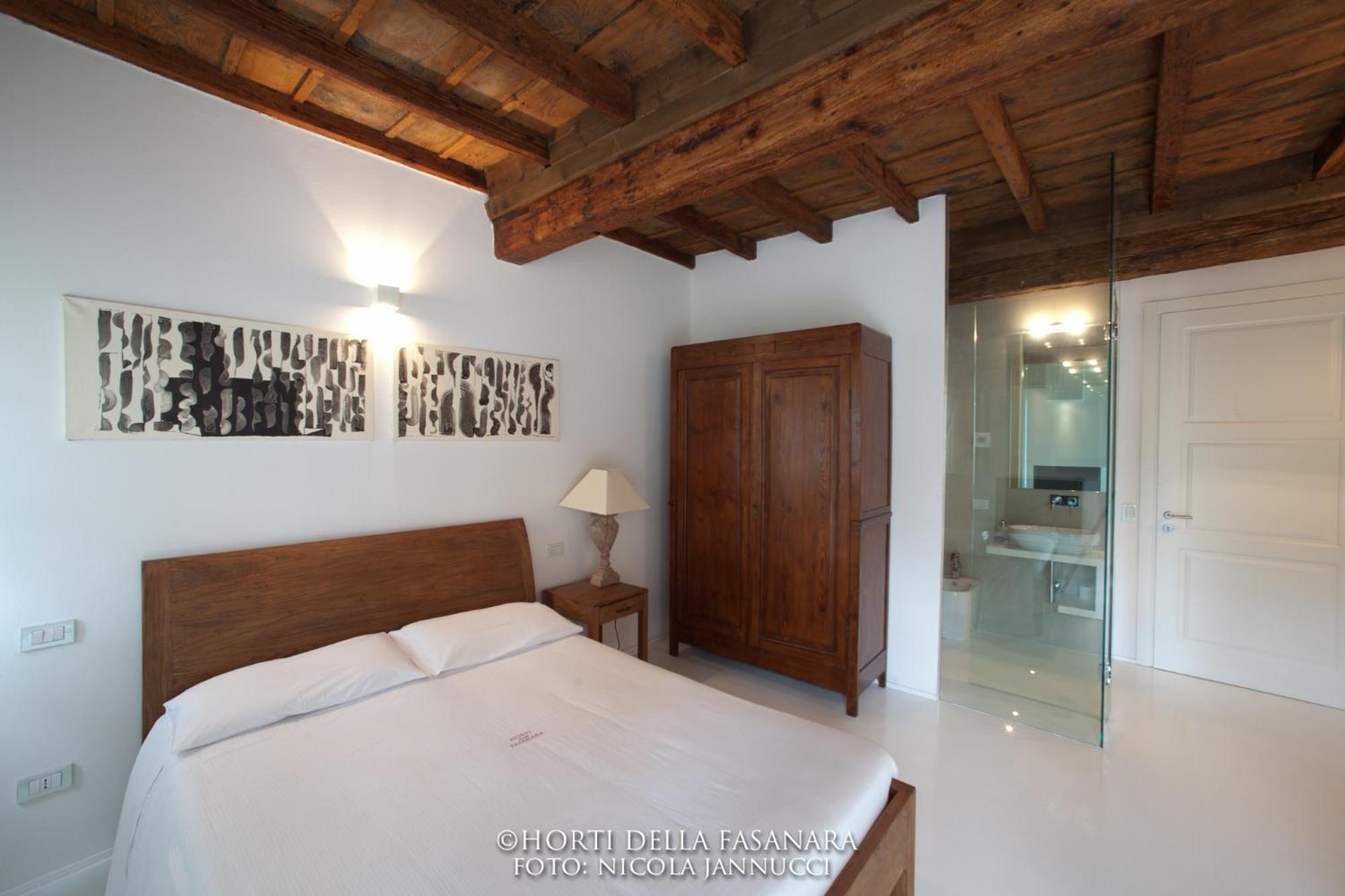 Double Room - Photo 3