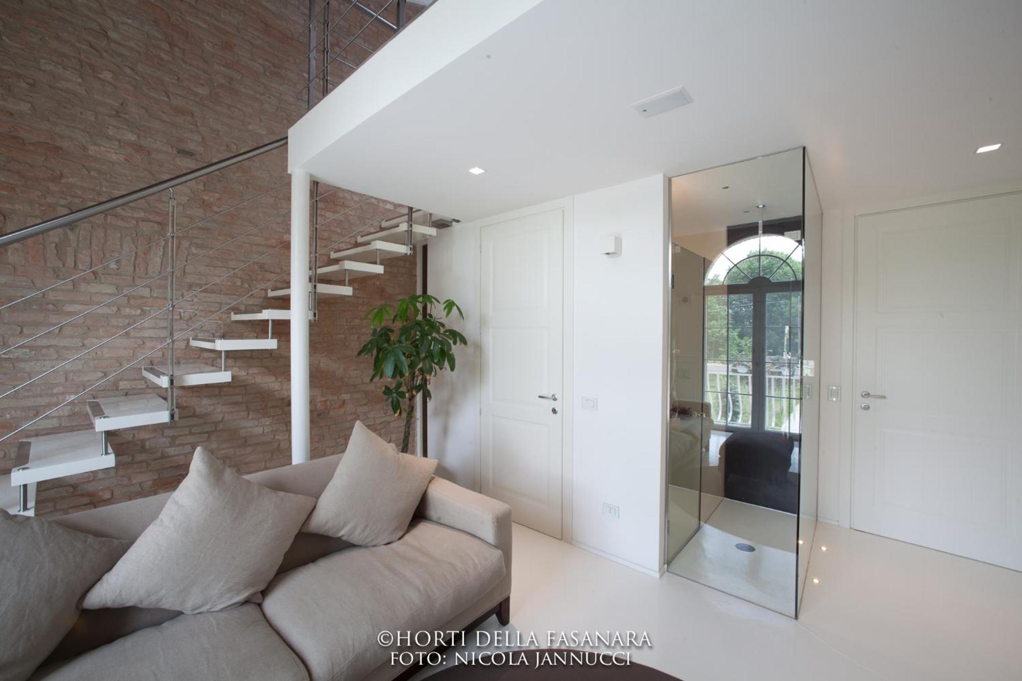 King Suite - Photo 1
