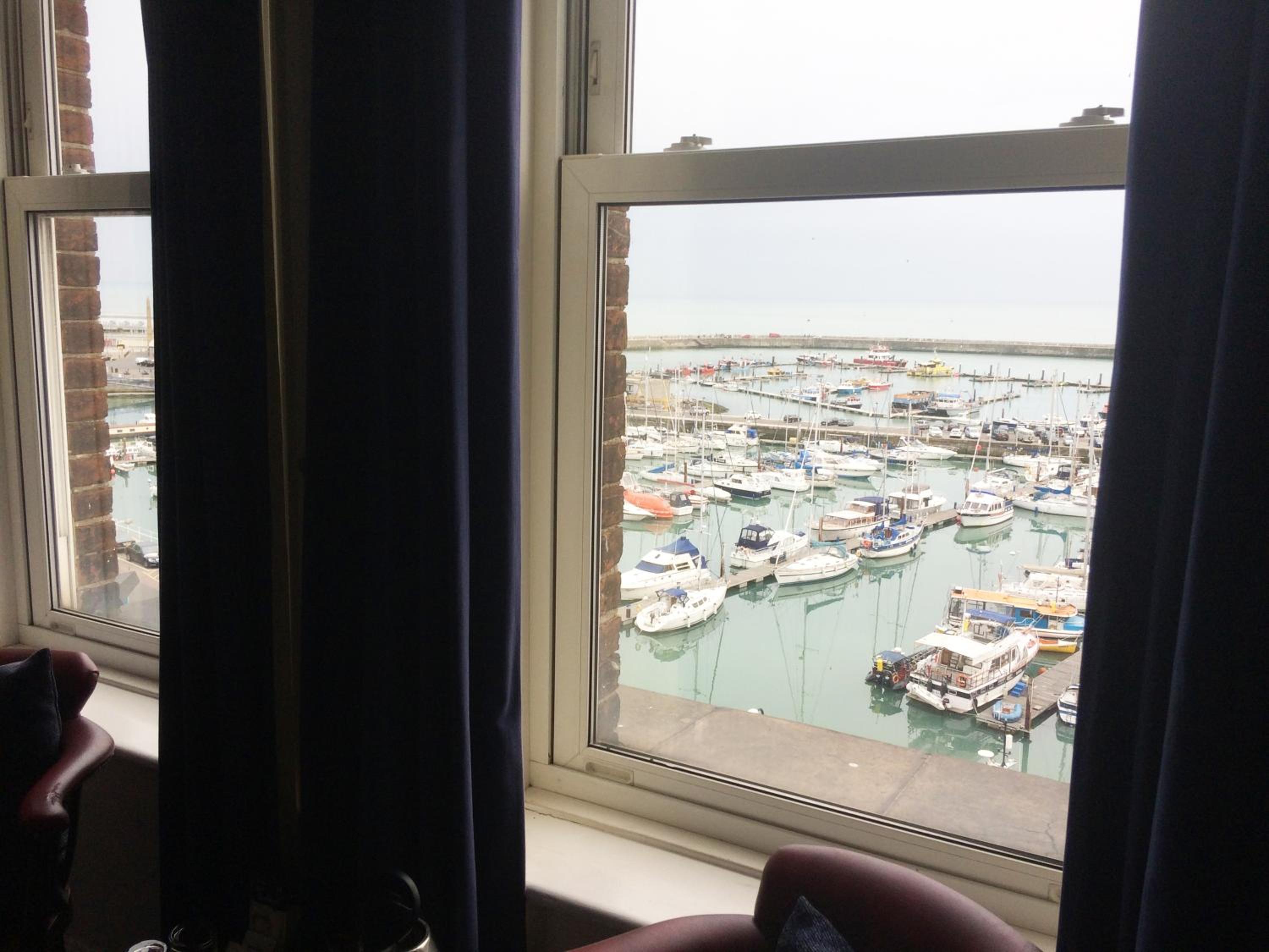 Twin Room with Sea View photo 3