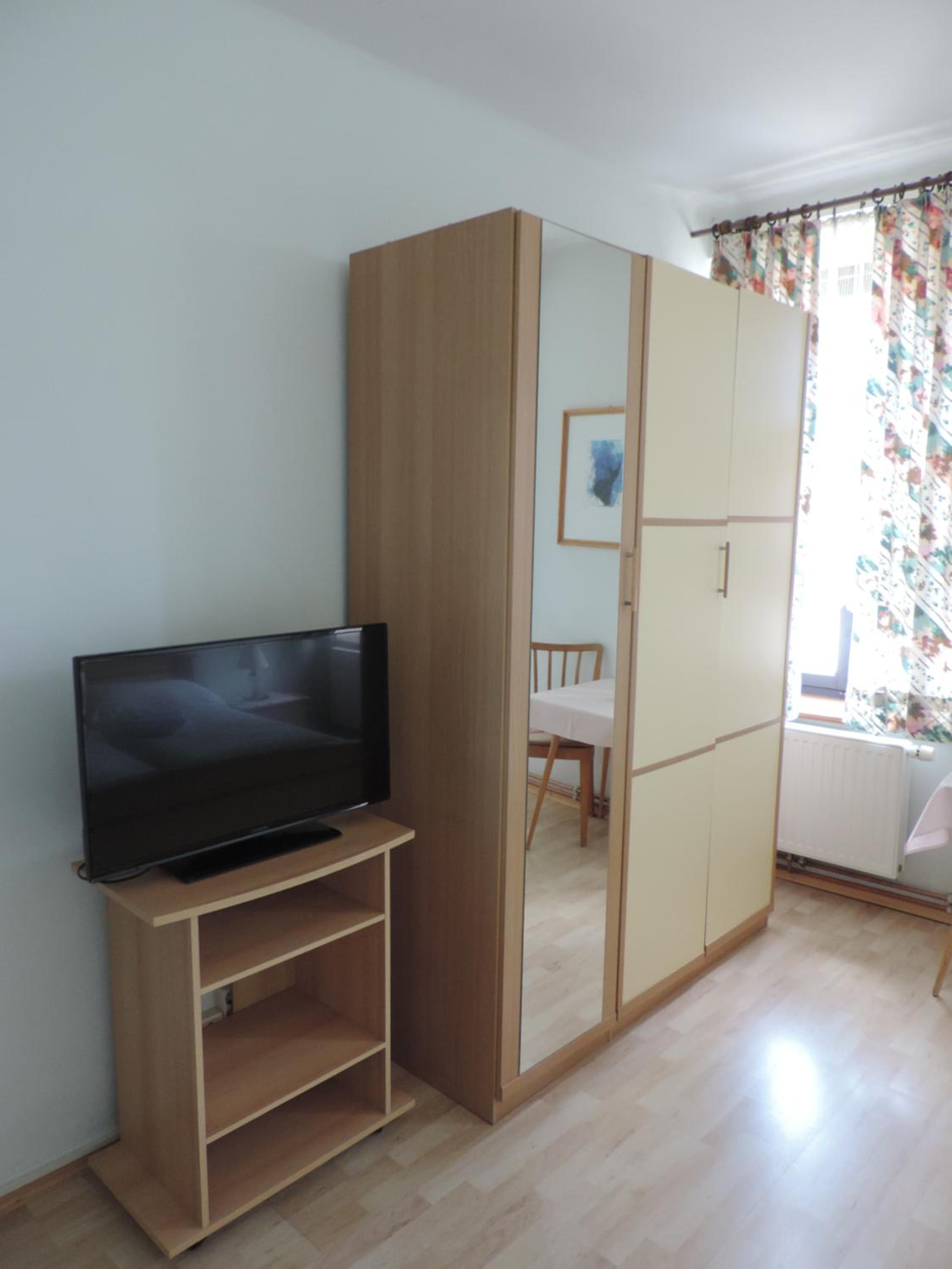 Standard Double Room photo 3