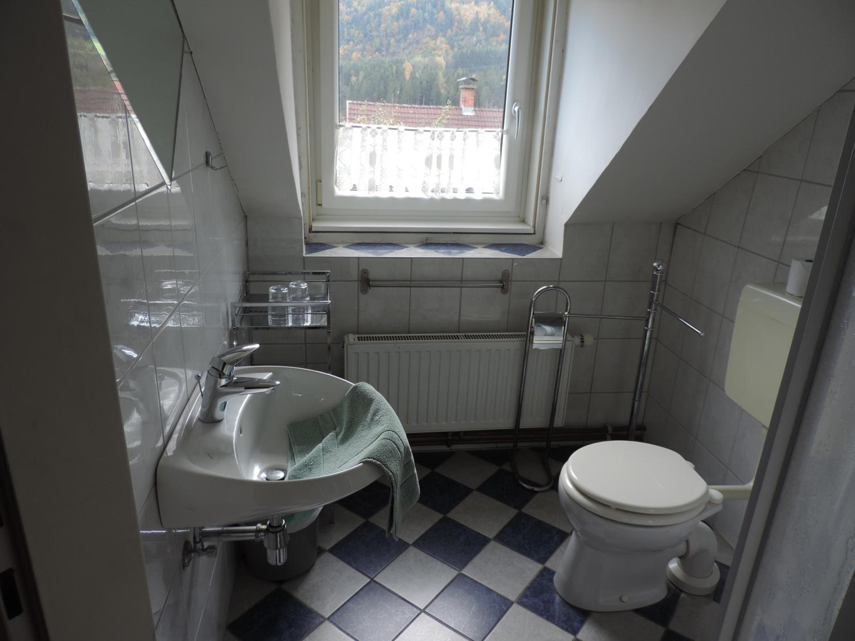 Standard Double Room - Photo 2