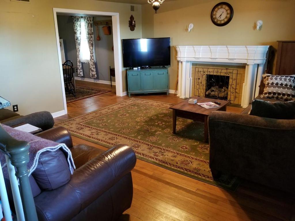 Four-Bedroom House photo 1