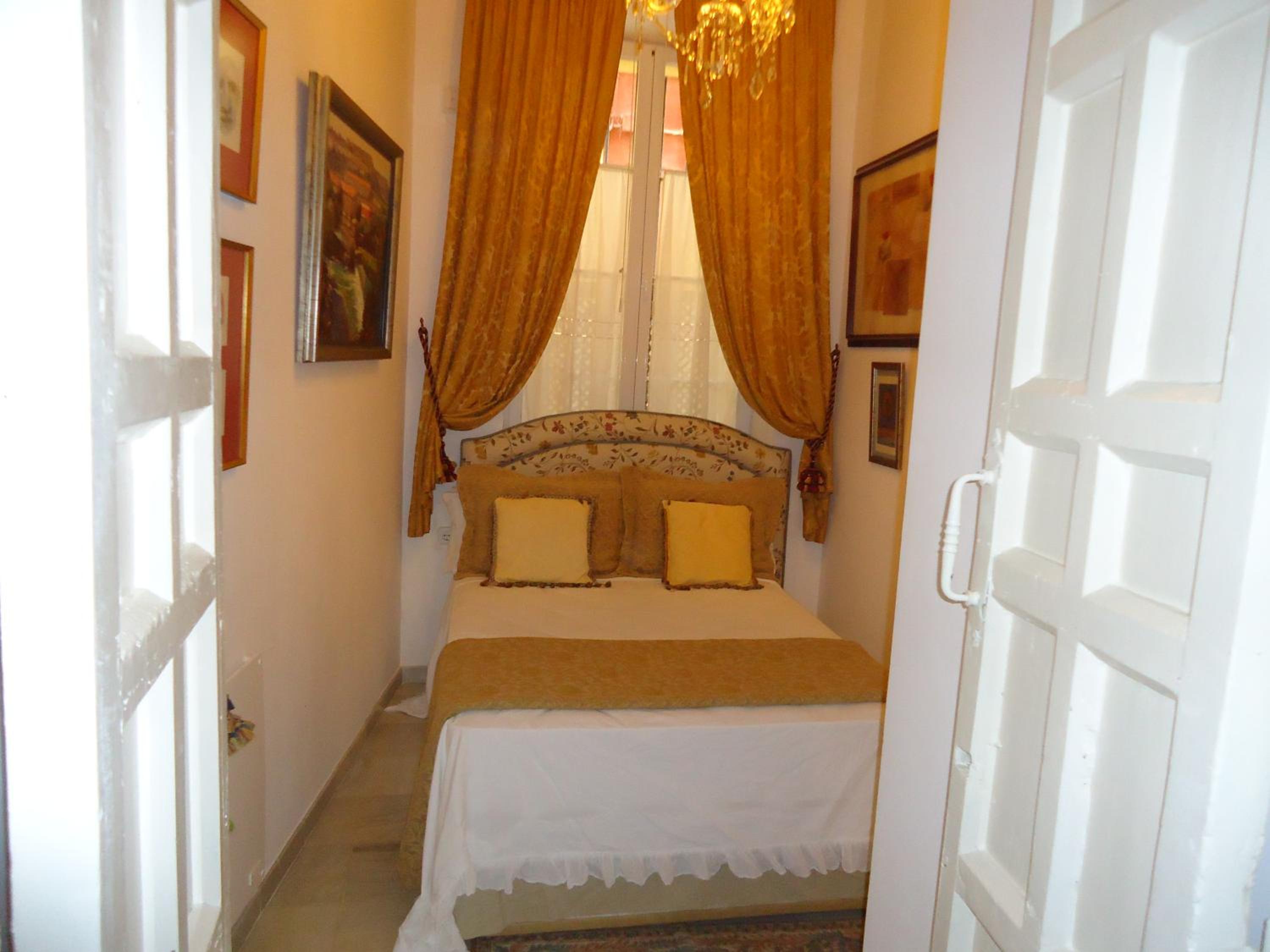Deluxe Apartment - Photo 7