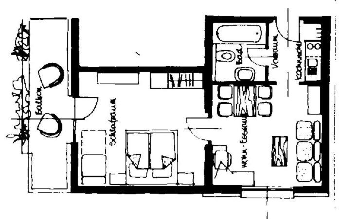 Large One-Bedroom Apartment with Balcony photo 3