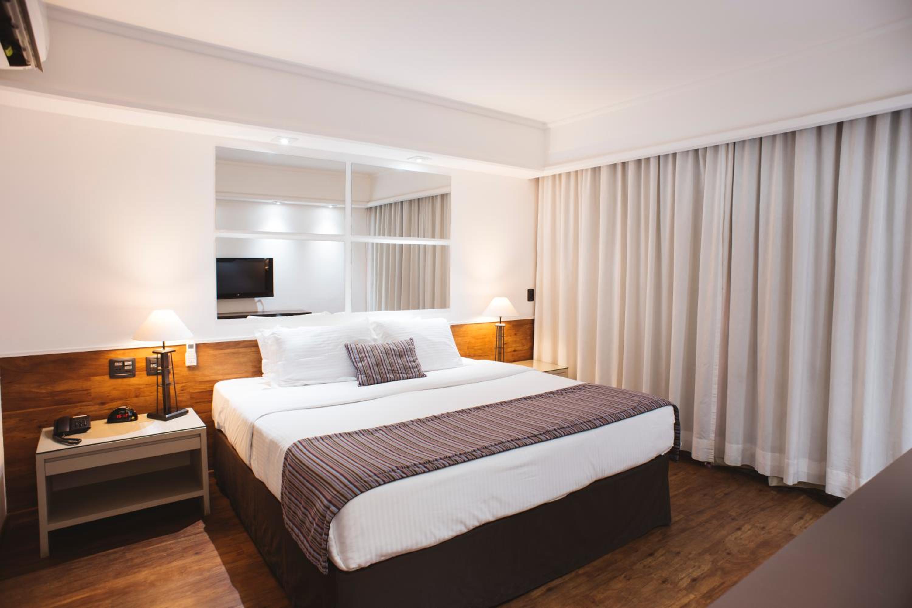 Deluxe Queen Room photo 1