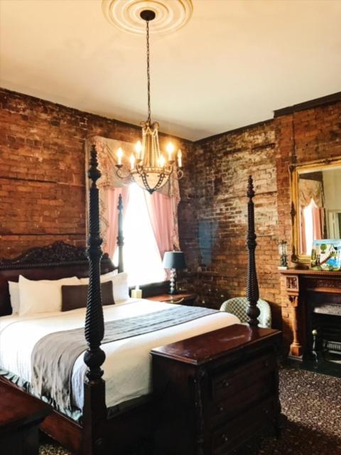 King Room with Balcony
