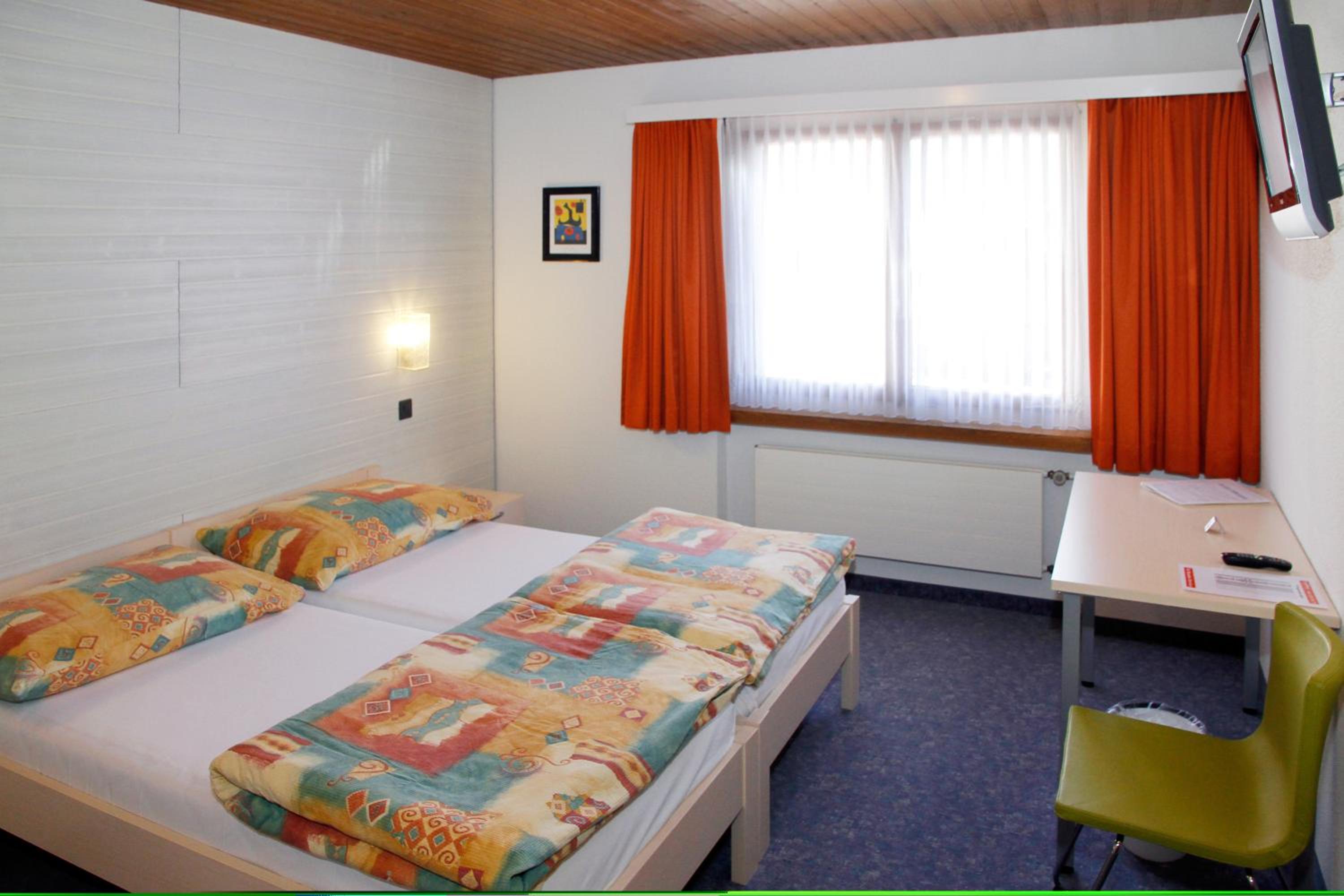 Double or Twin Room photo 3