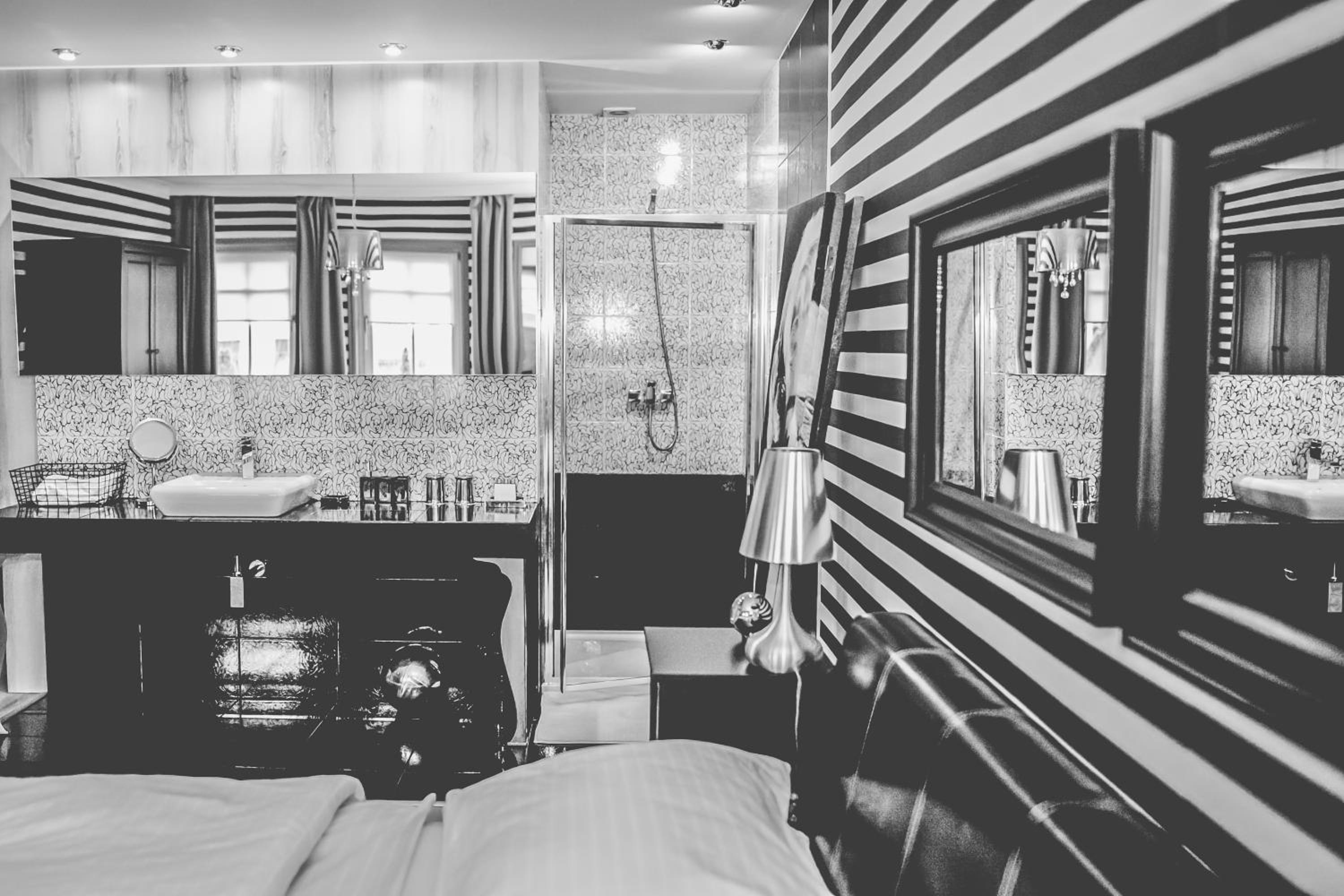 Superior Double Room - Photo 7