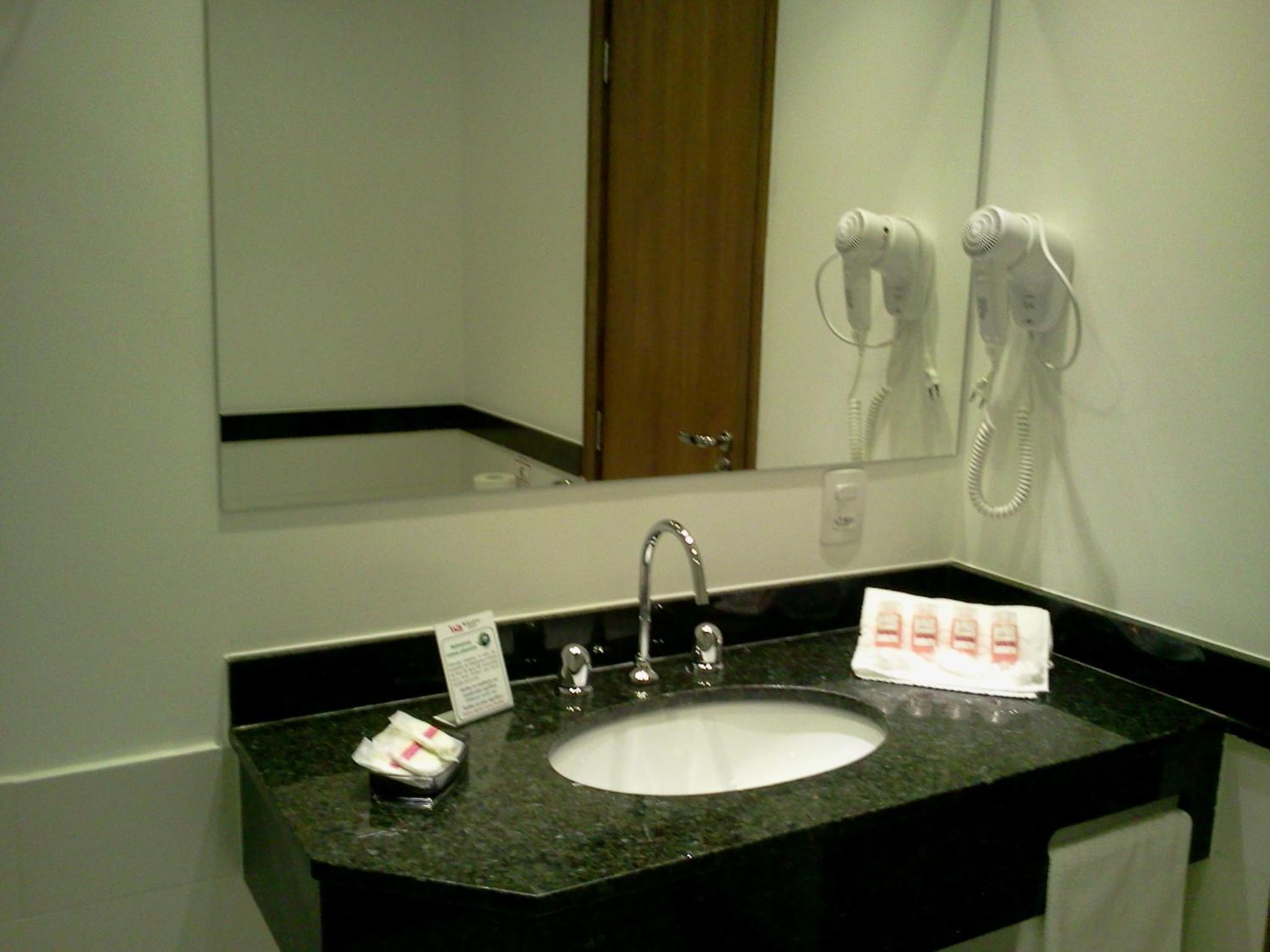 Double Room with Terrace and Spa Bath photo 2
