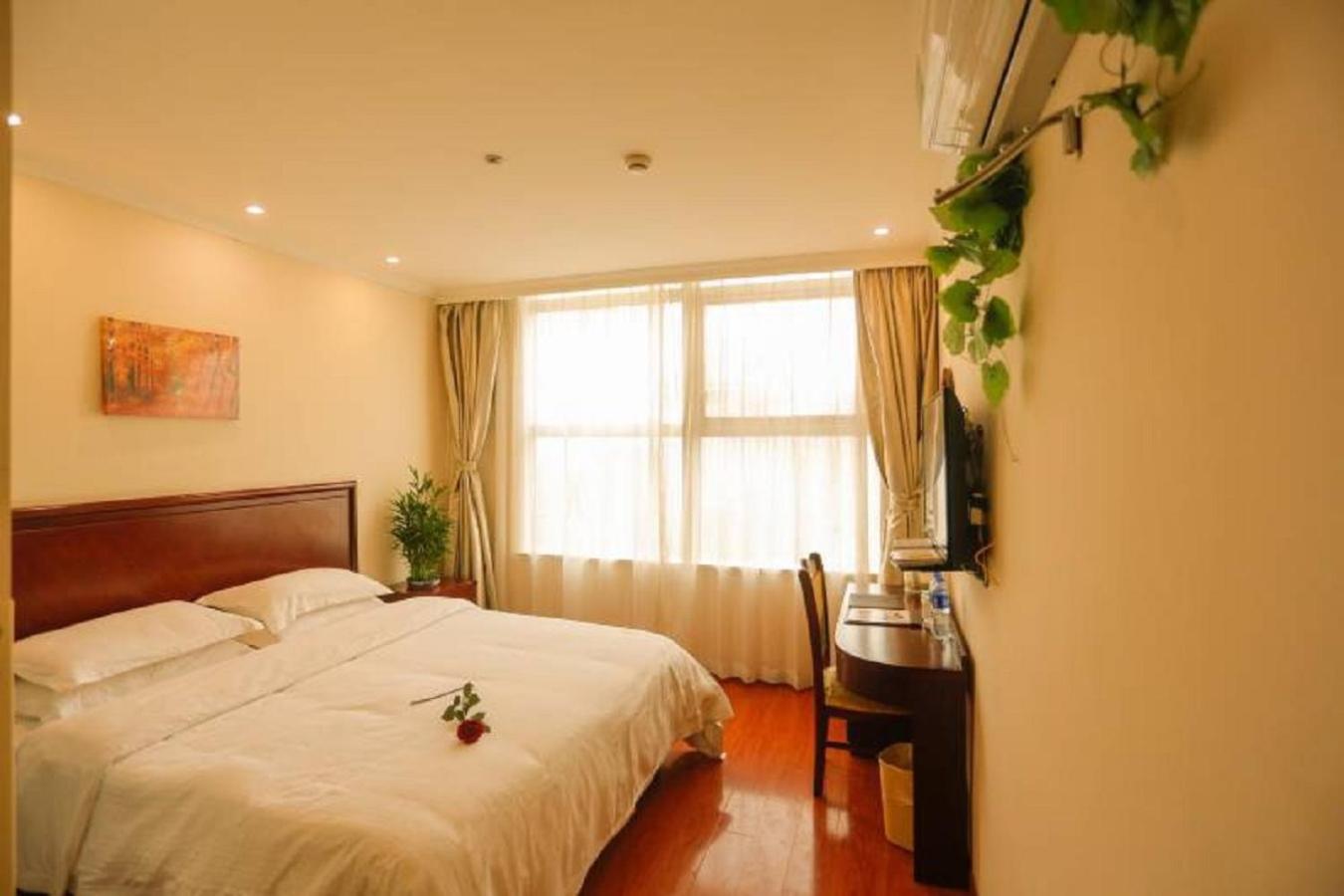 Mainland Chinese Citizens - Queen Room