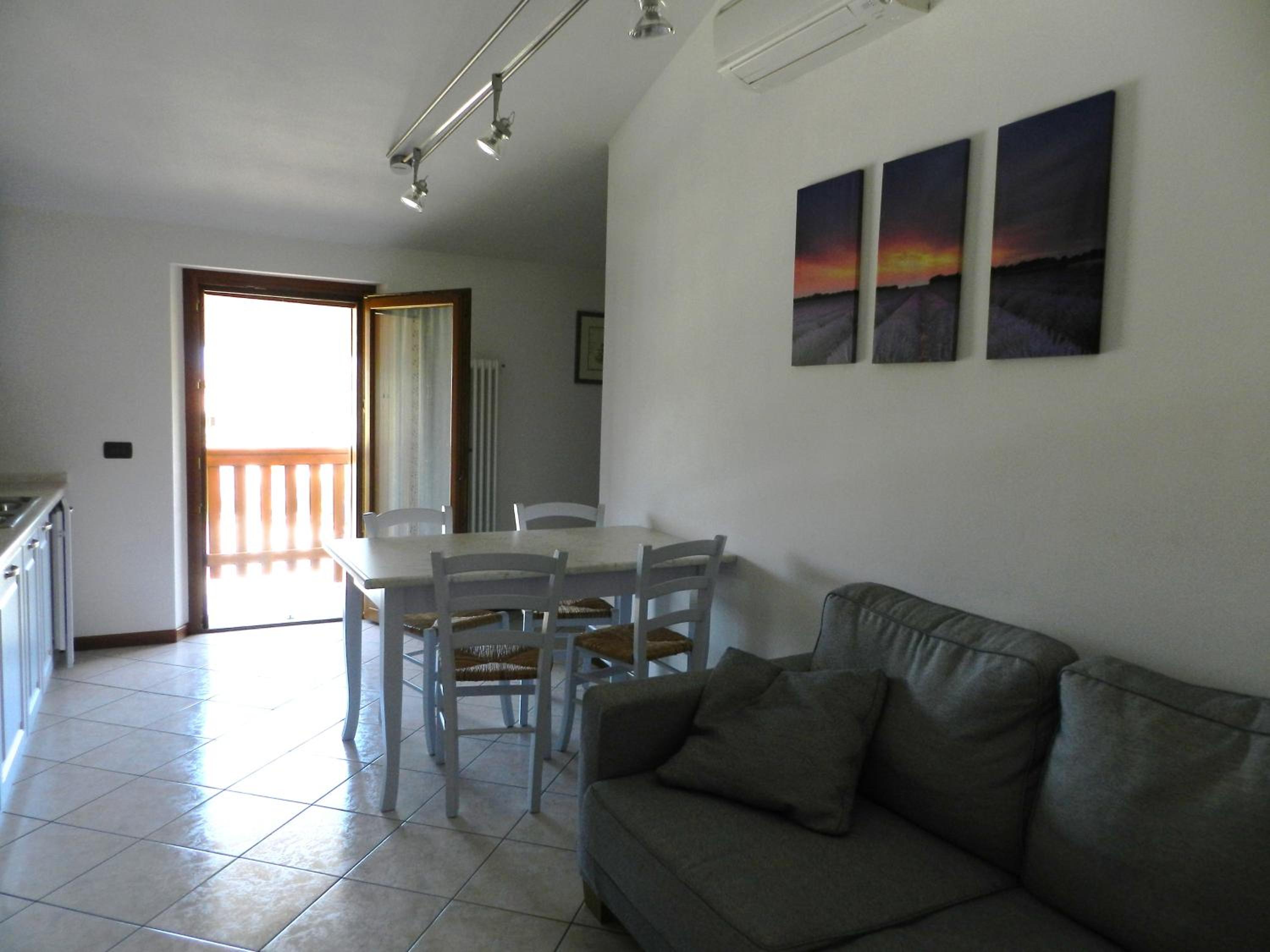 Family Room photo 2