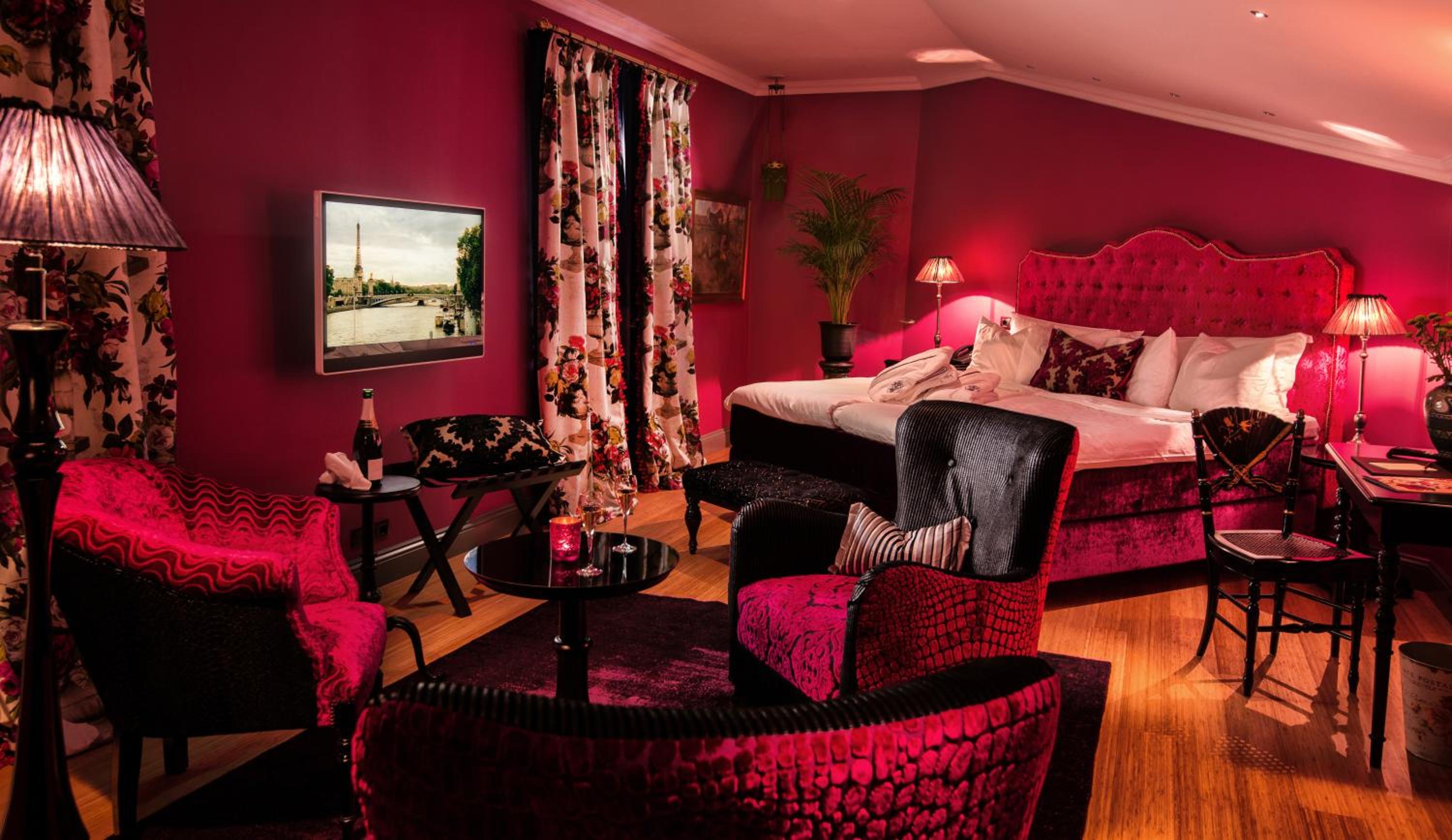 Large Exclusive Double Room
